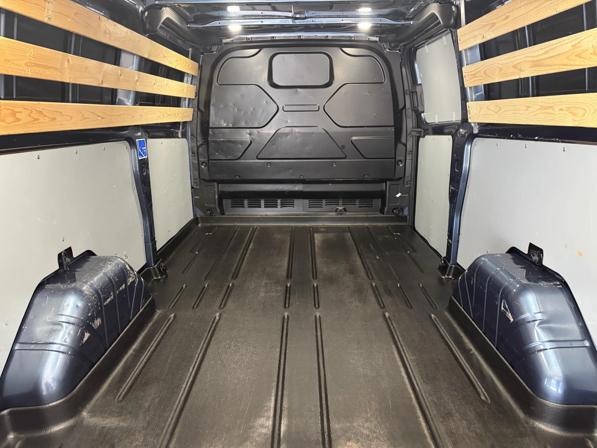 Ford-Transit Custom-image-6
