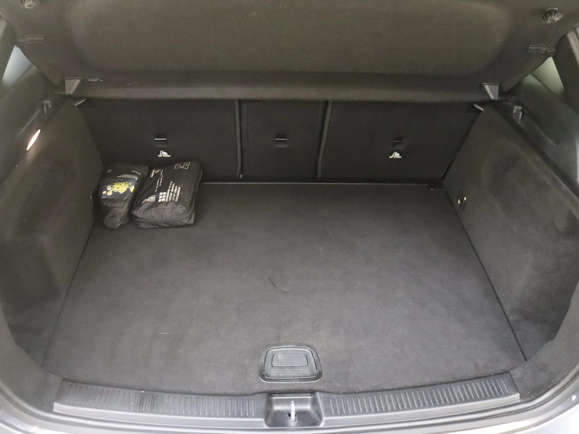 Mercedes-Benz-B-Klasse-image-30