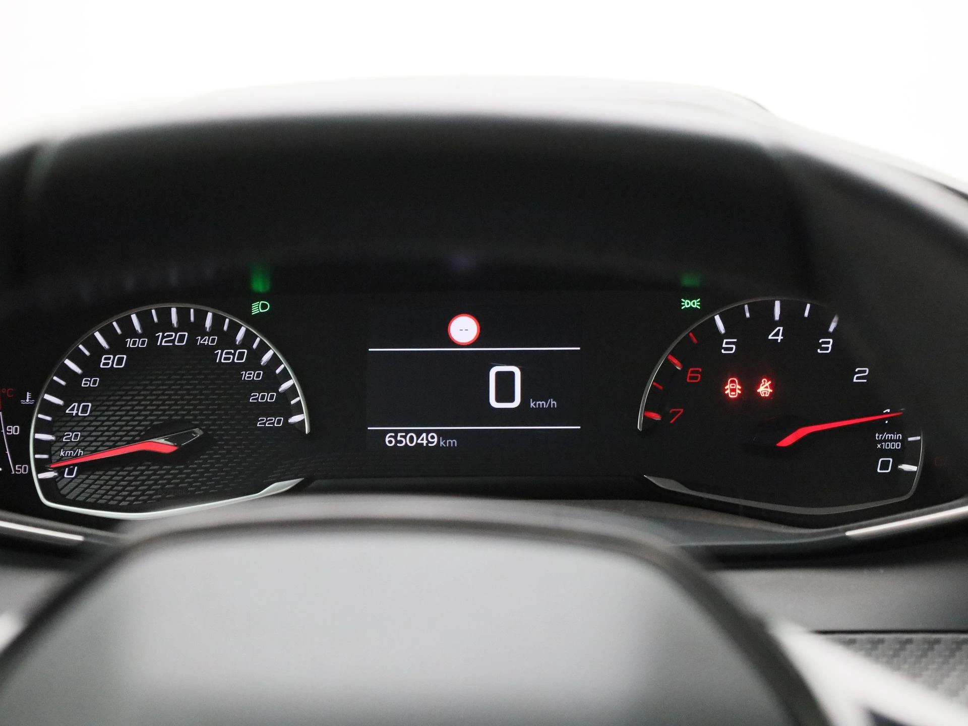 Peugeot-208-image-7