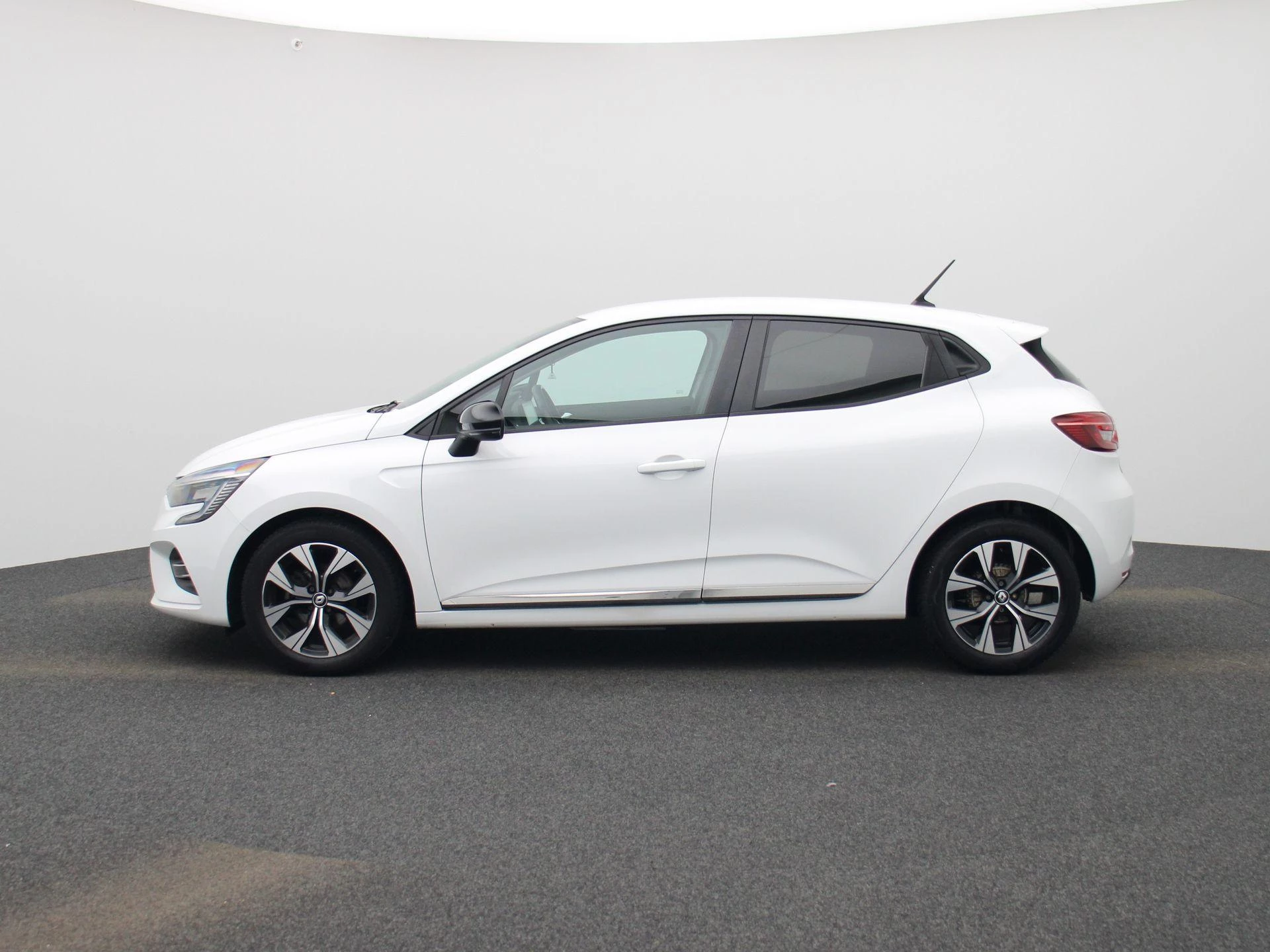 Renault-Clio-image-3