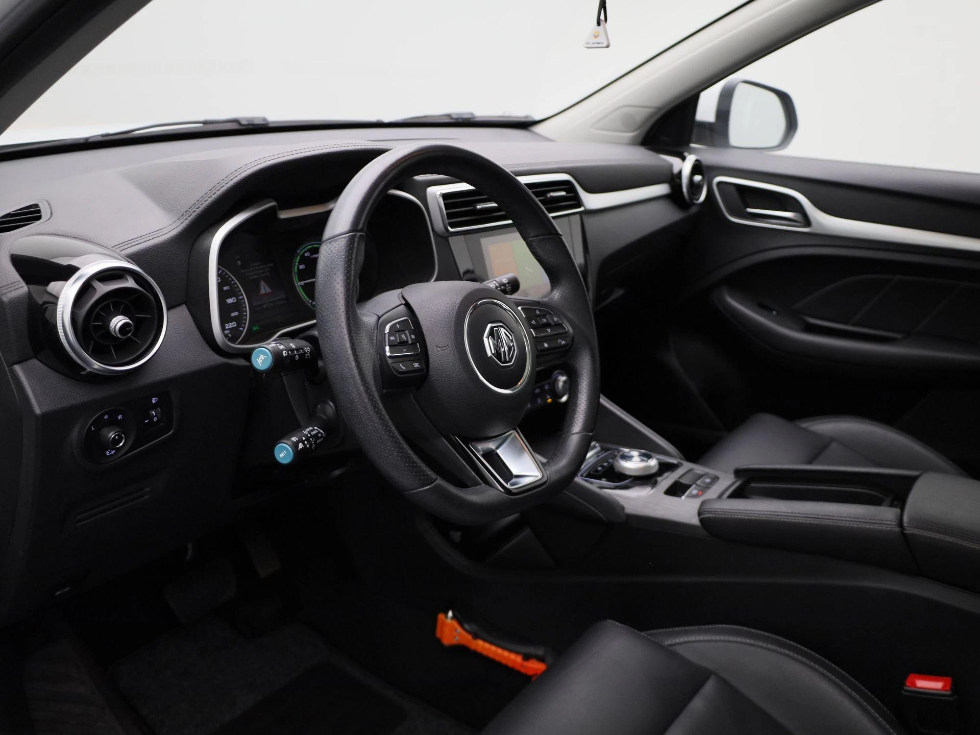 MG-ZS EV-image-28