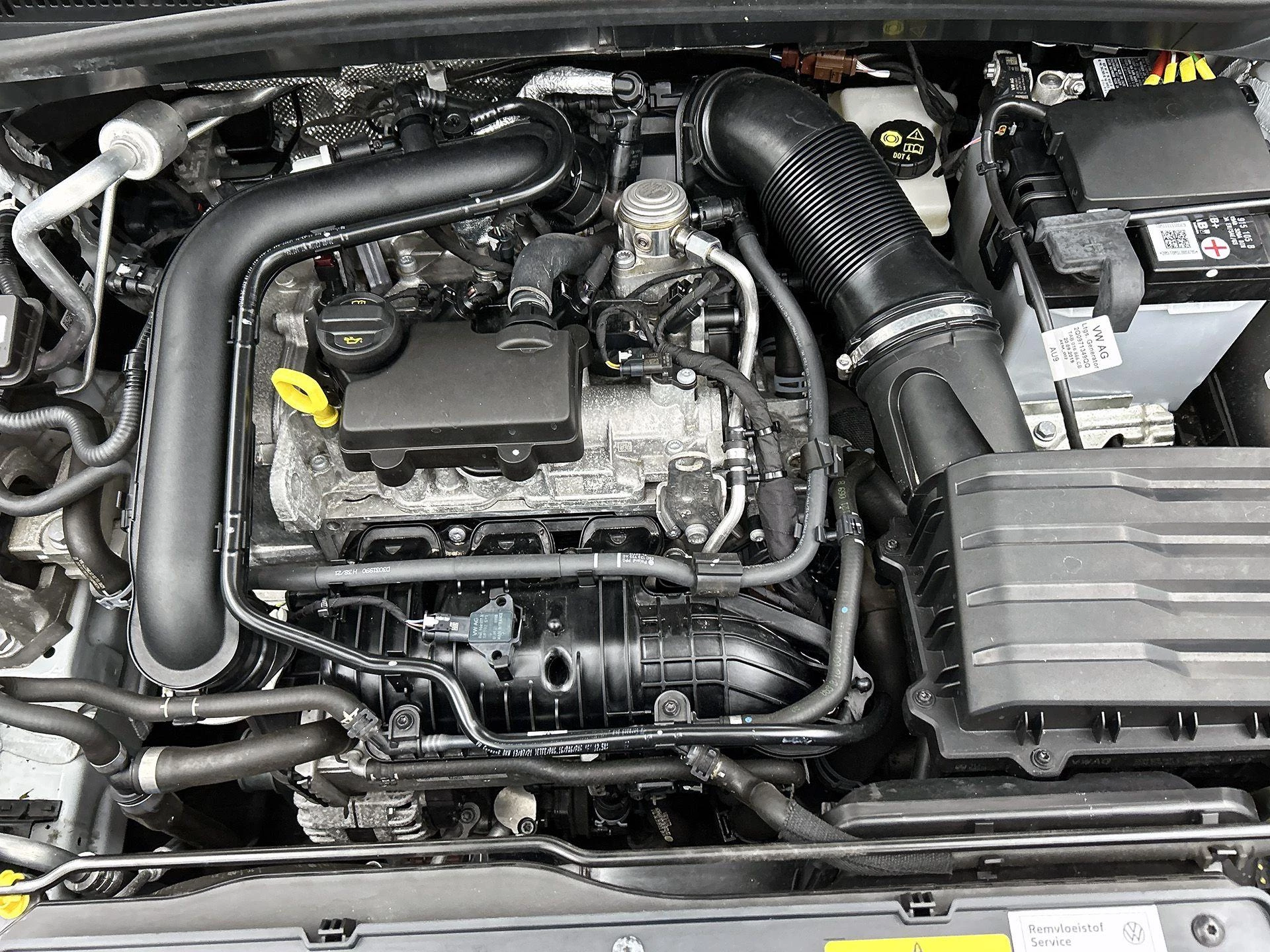 Volkswagen-T-Cross-image-26