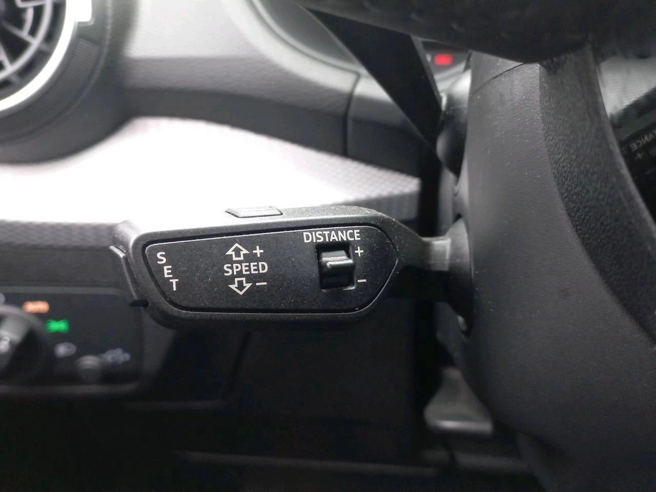 Audi Q2 1.5 35 TFSI 110kW S tronic S Line B. Ed.