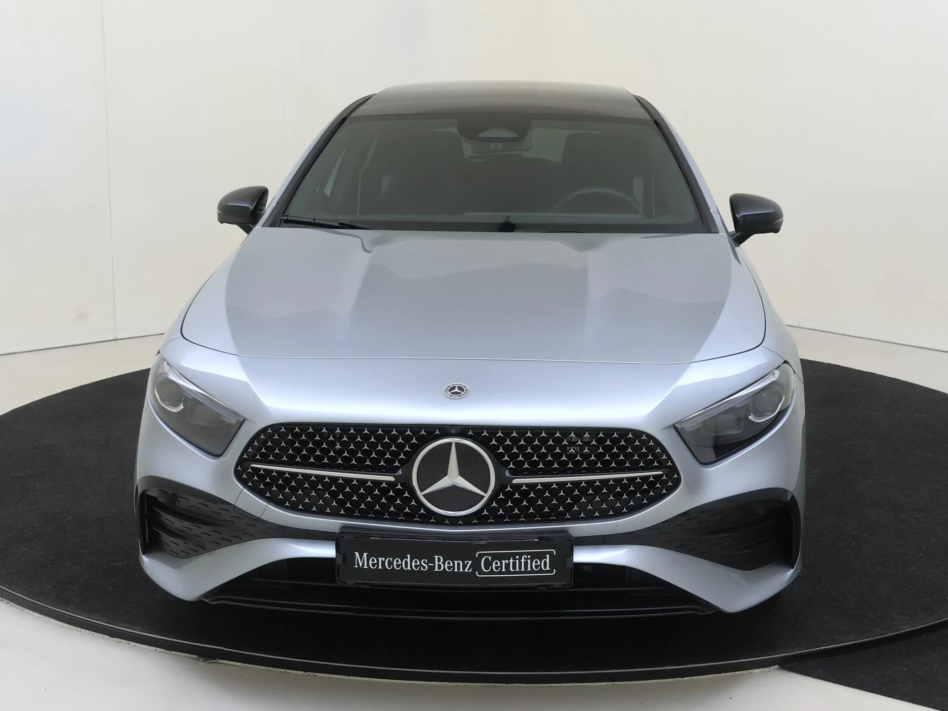 Mercedes-Benz-A-Klasse-image-5