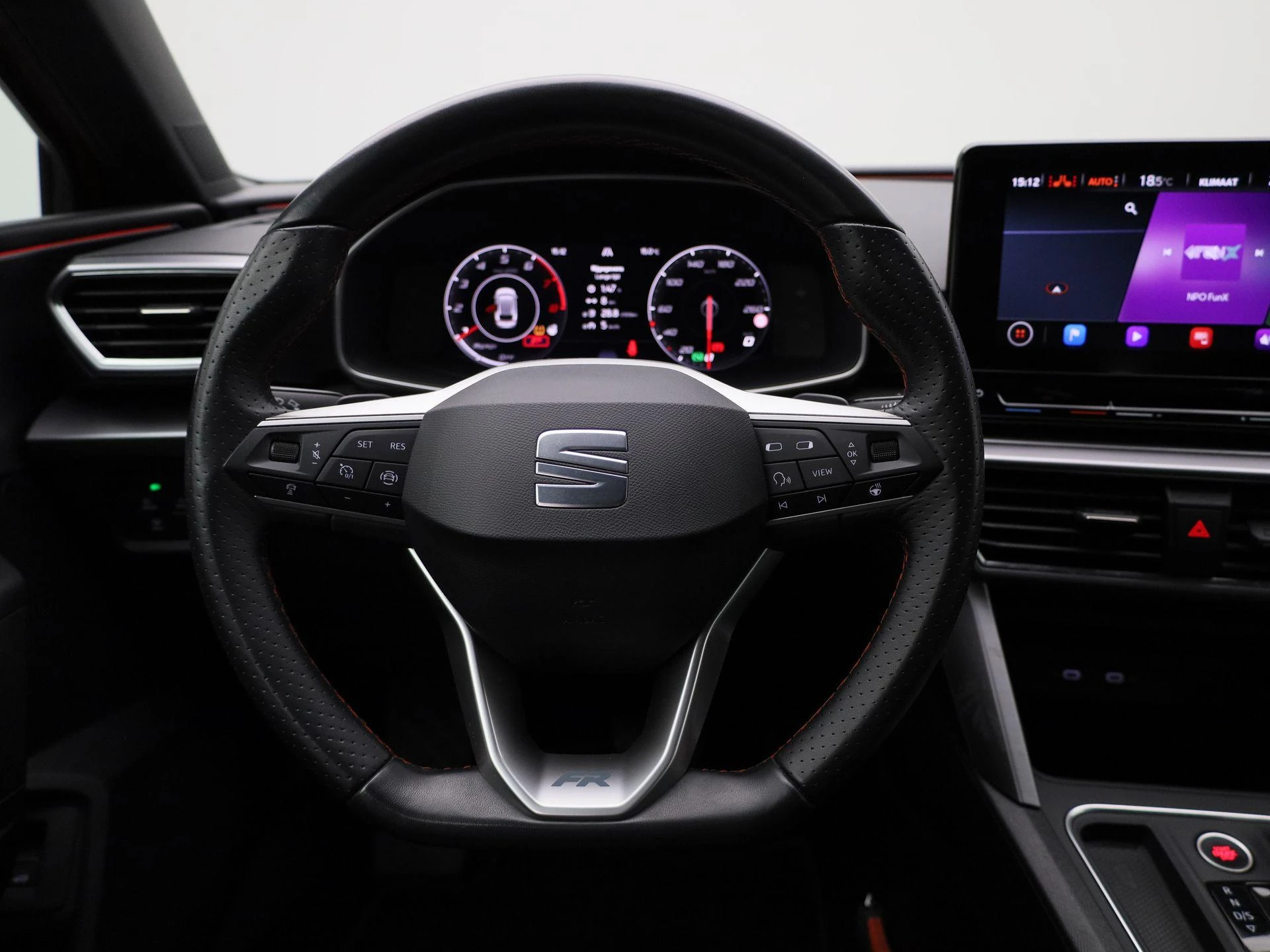 SEAT-Leon-image-6