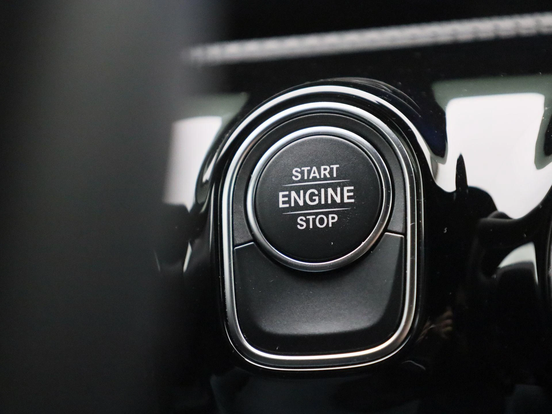Mercedes-Benz-A-Klasse-image-20