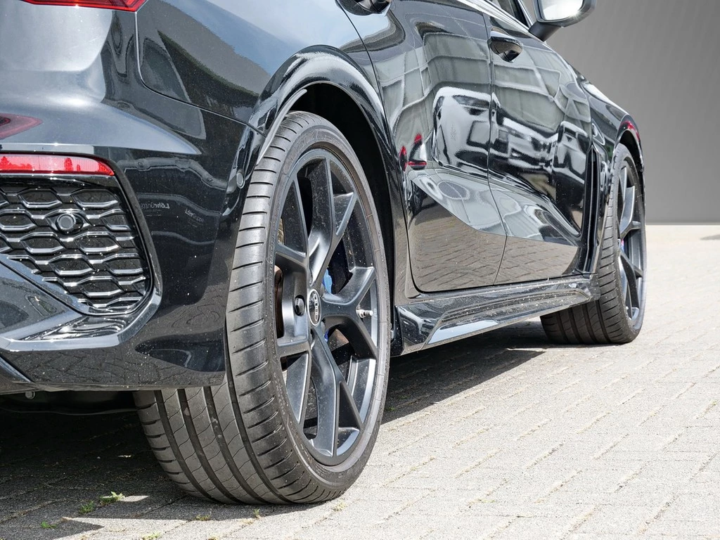 Audi RS3 Sportback 2.5 TFSI quattro *KERAMIK*RS-AGA*B&O*