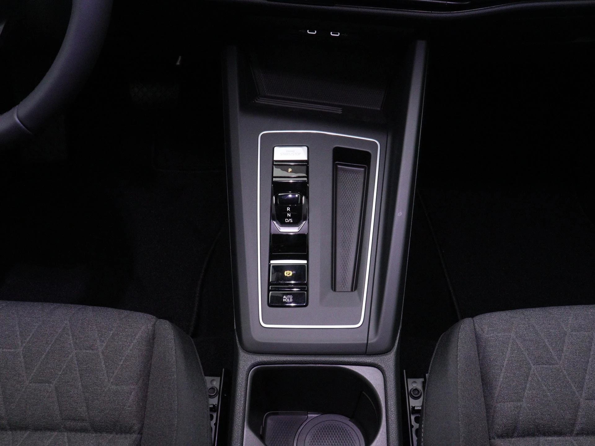 Volkswagen Golf 1.5 eHybrid Life Edition 204 PK Automaat