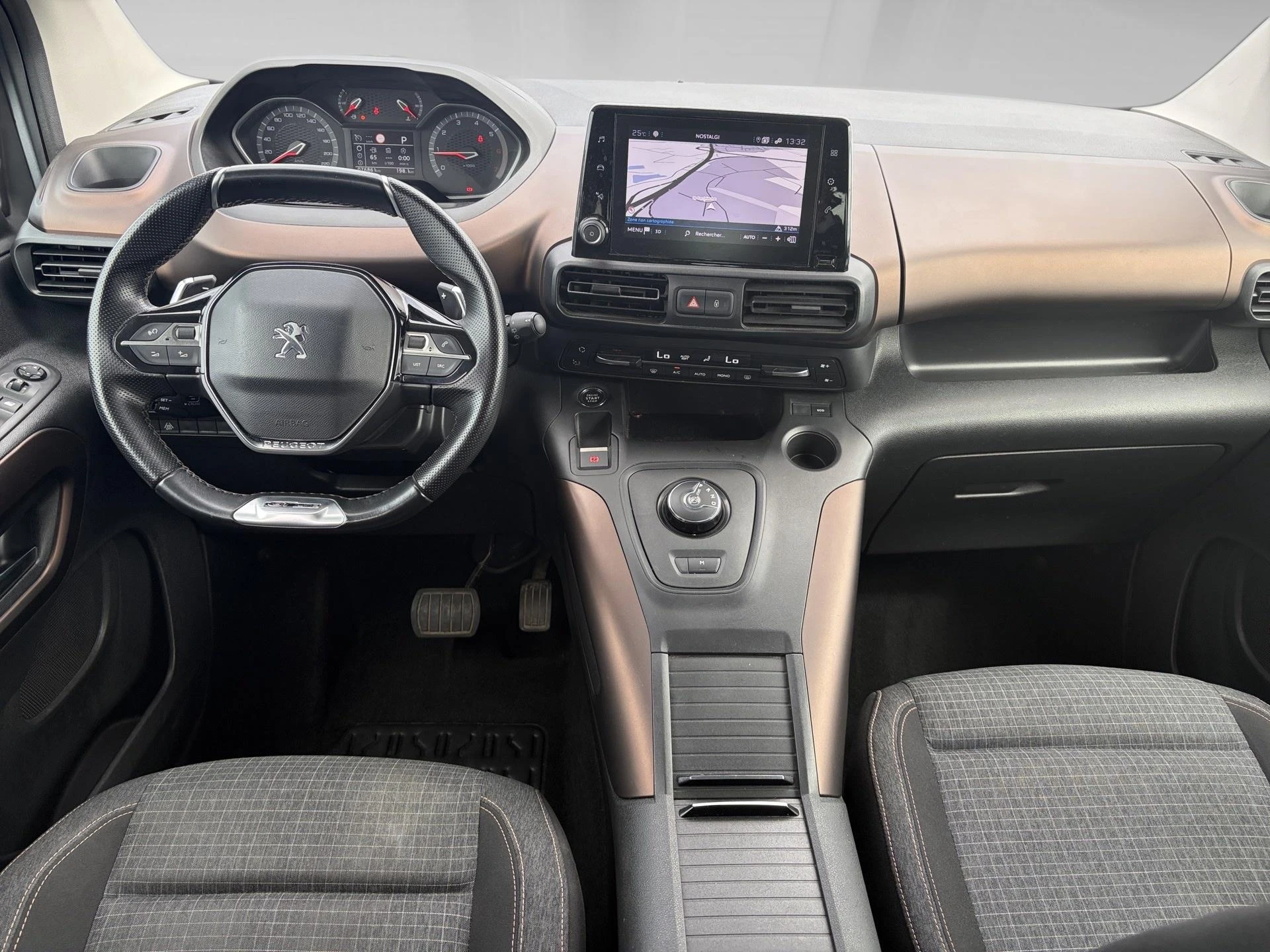 Peugeot-Rifter-image-3