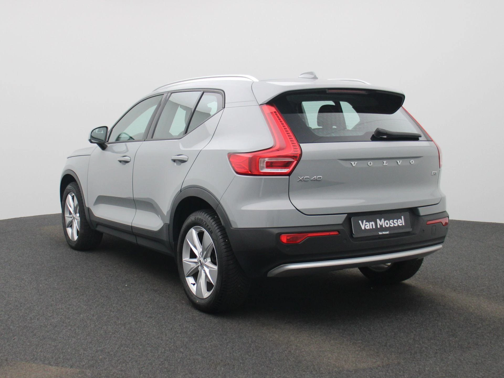 Volvo XC40 B3 Core DCT