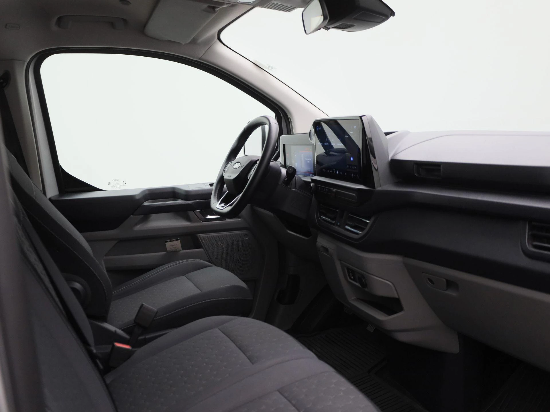 Ford-Transit Custom-image-28