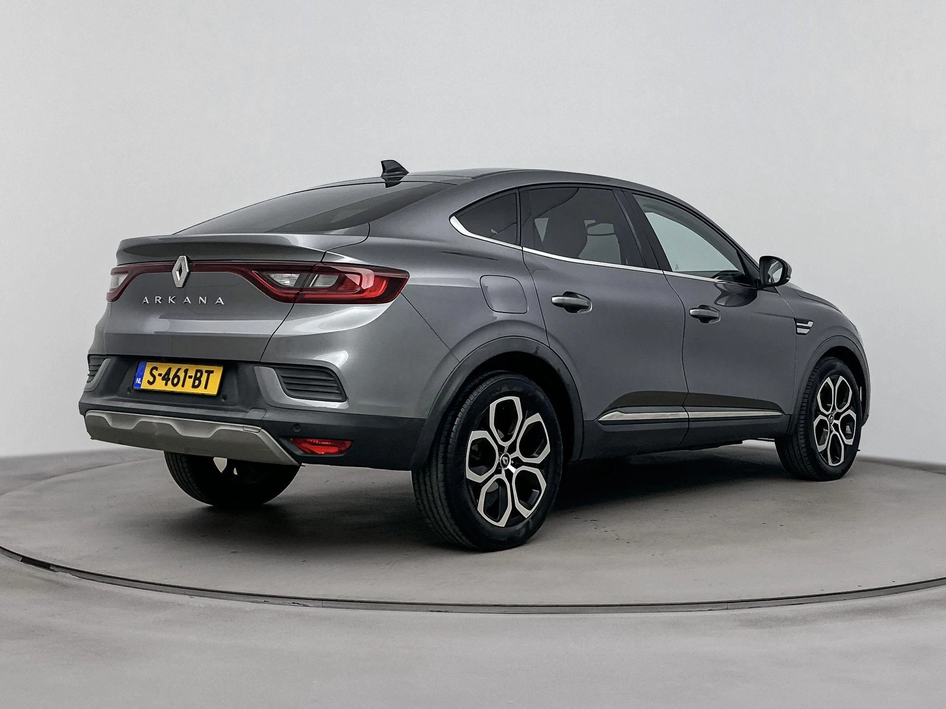 Renault-Arkana-image-5