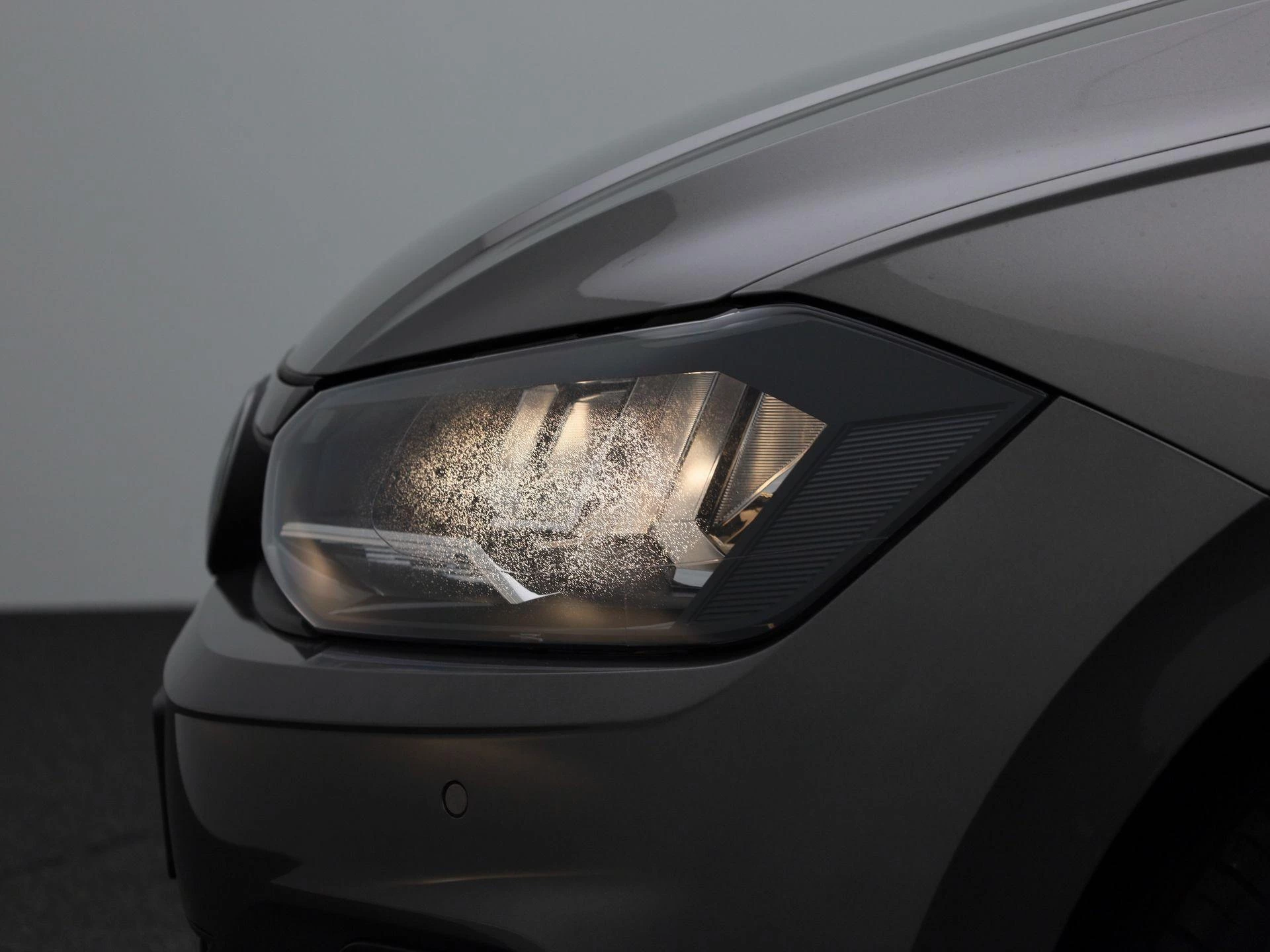 Volkswagen-Polo-image-14