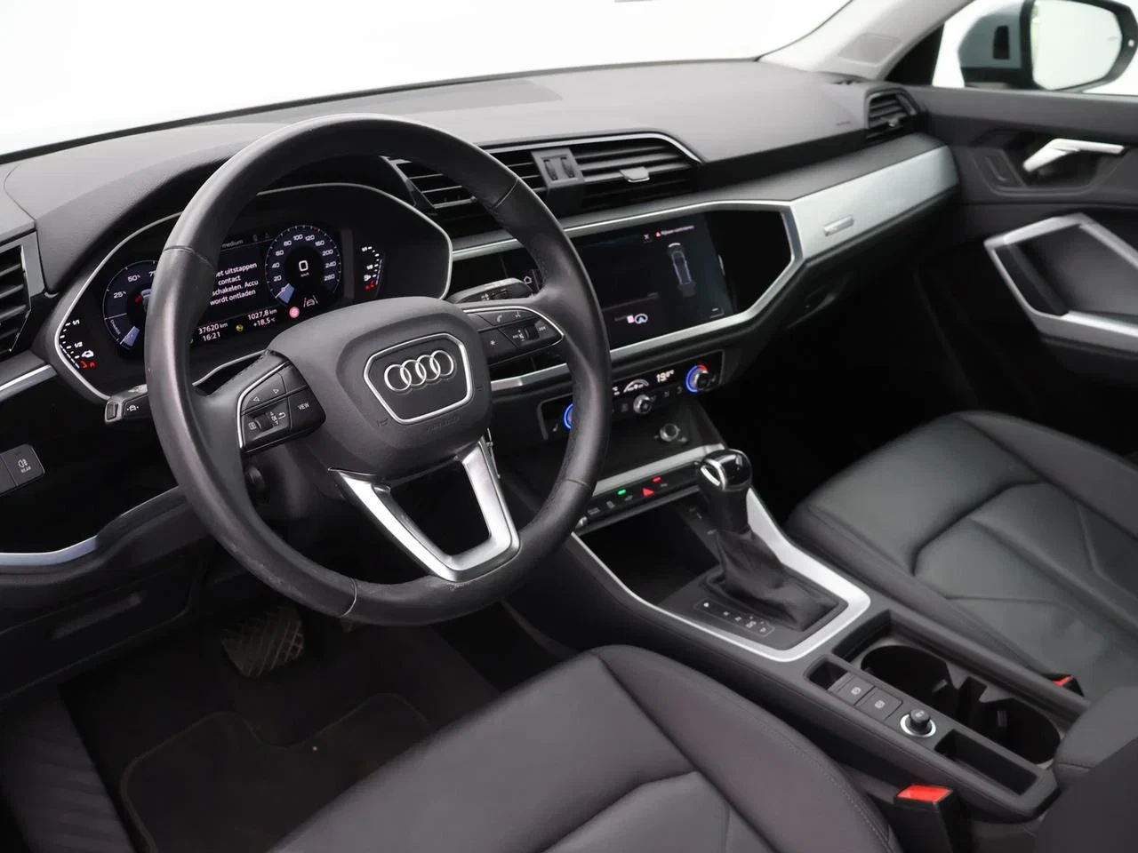 Audi-Q3-image-7