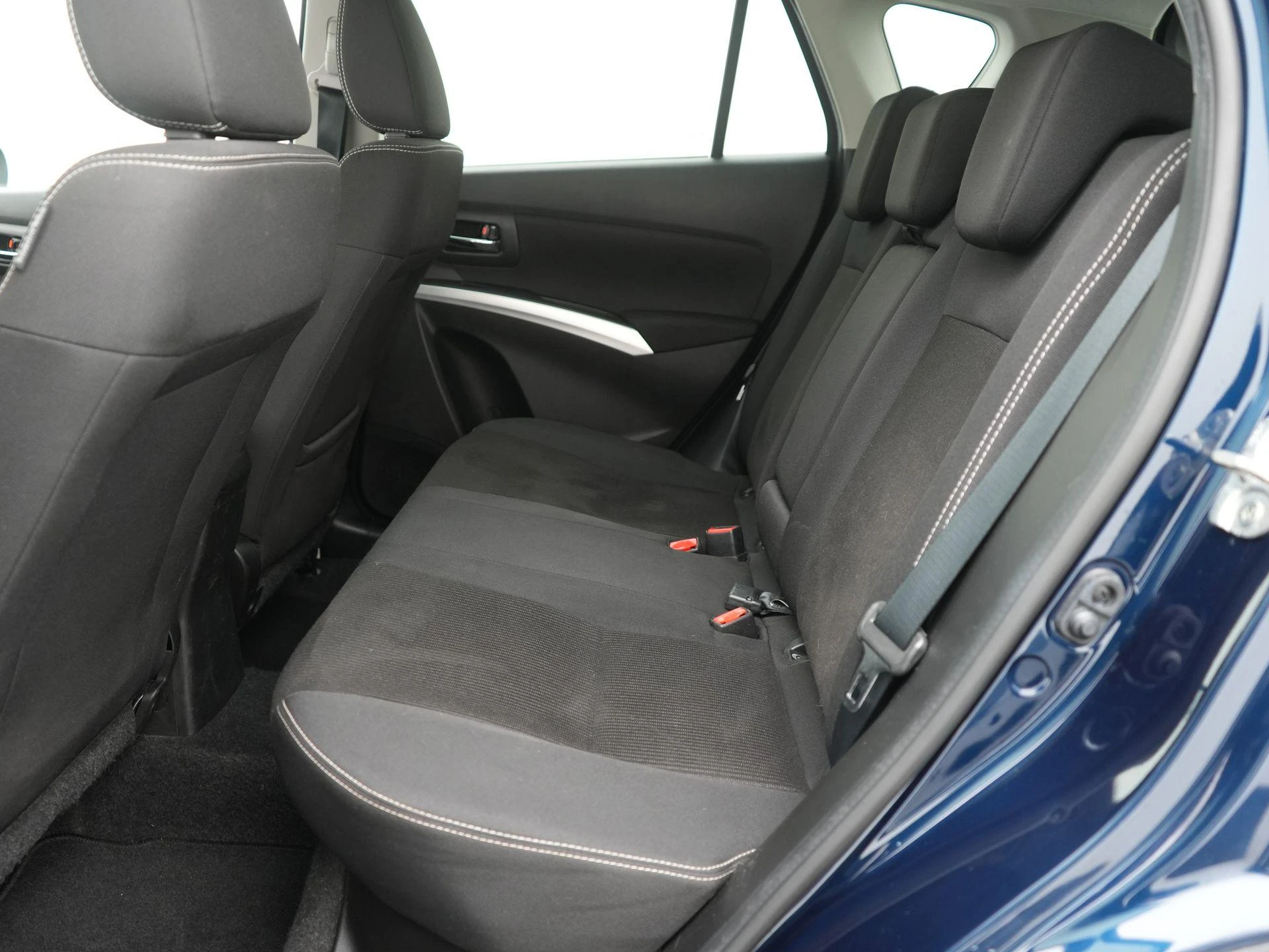 Suzuki-S-Cross-image-9