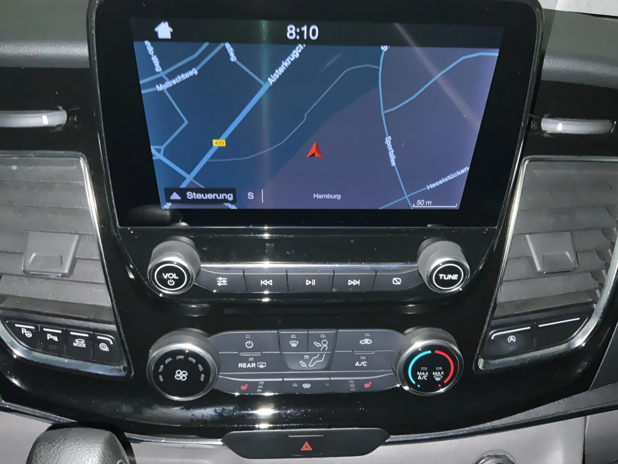 Ford-Tourneo Custom-image-6