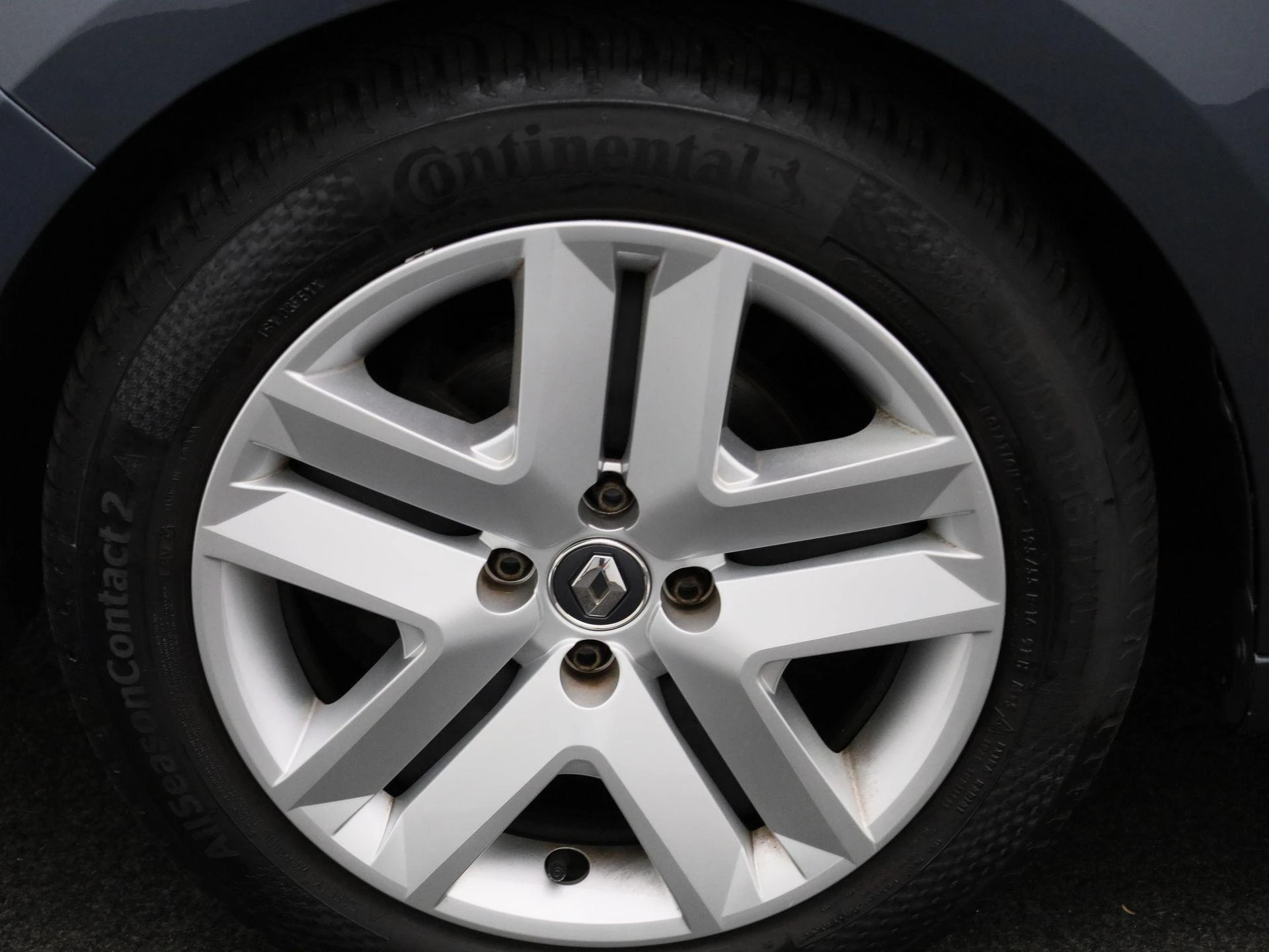 Renault-Clio-image-11