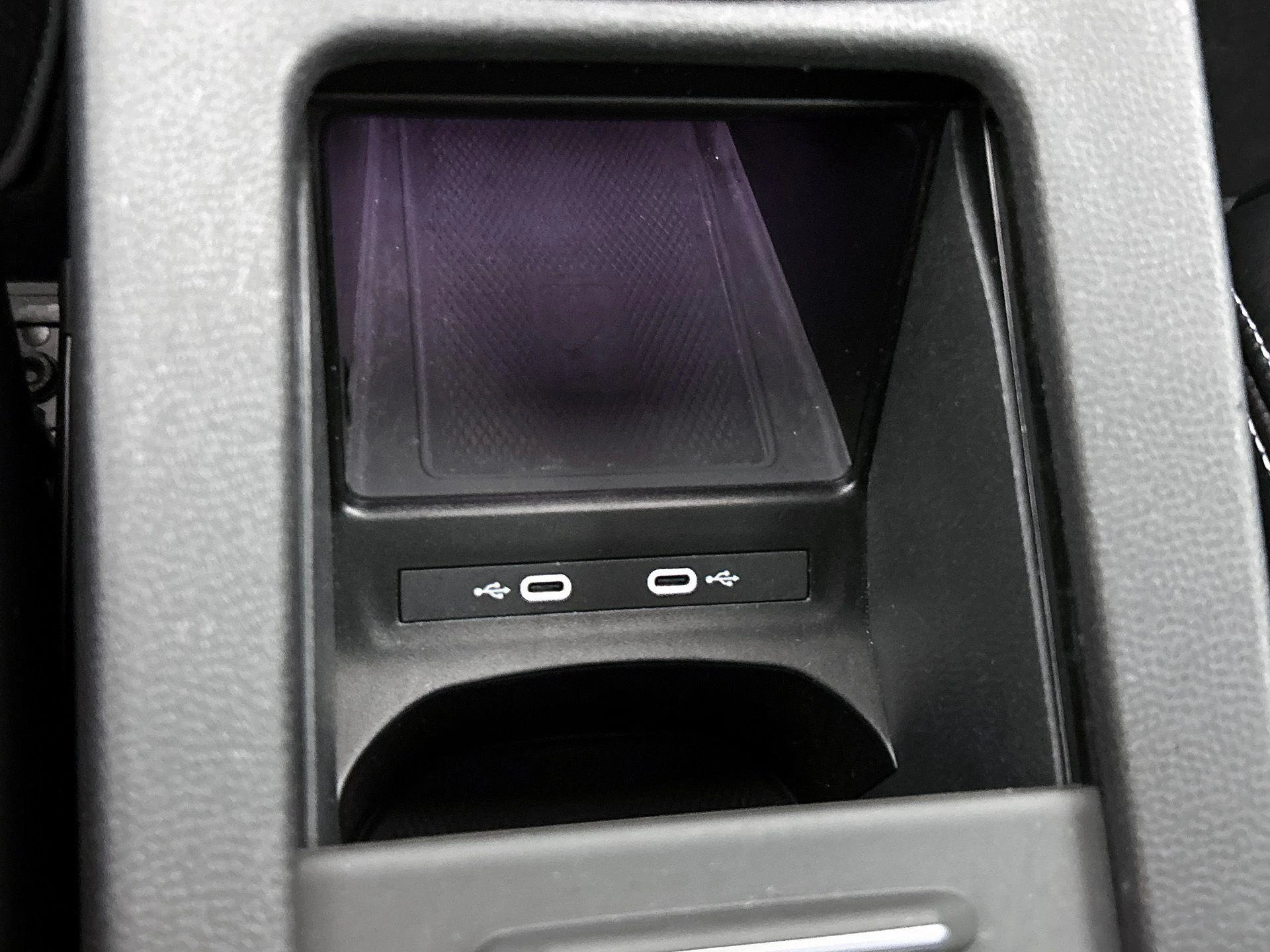 Volkswagen-ID.4-image-33