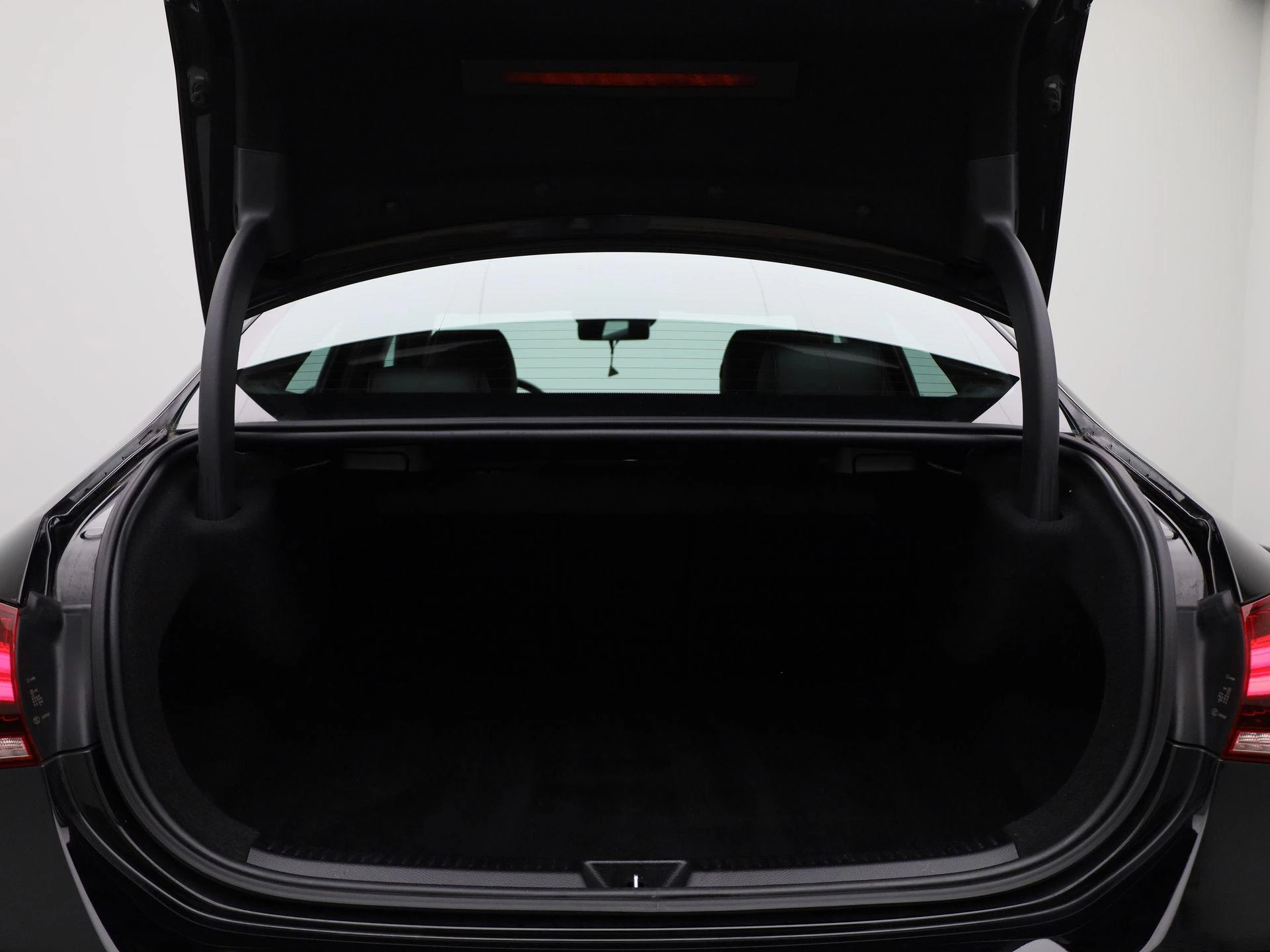 Mercedes-Benz-A-Klasse-image-13