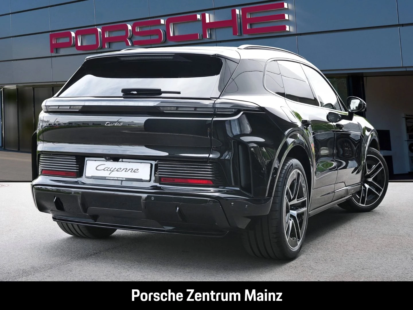 Porsche Cayenne Turbo Electric Active-Ride HA-Lenkung turbo
