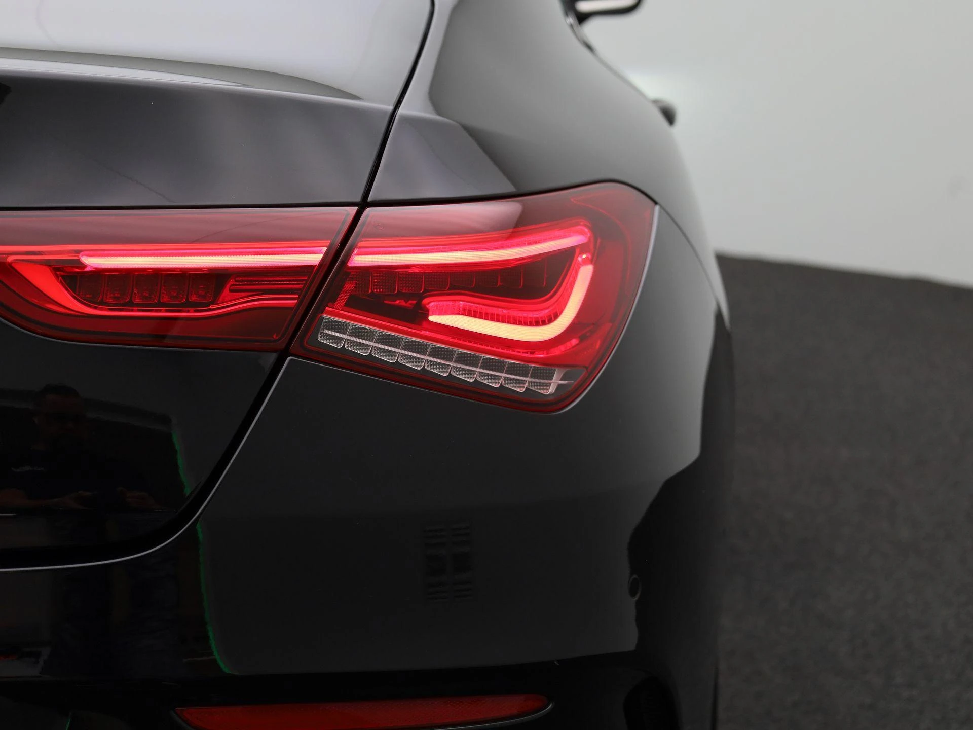 Mercedes-Benz-CLA-image-41