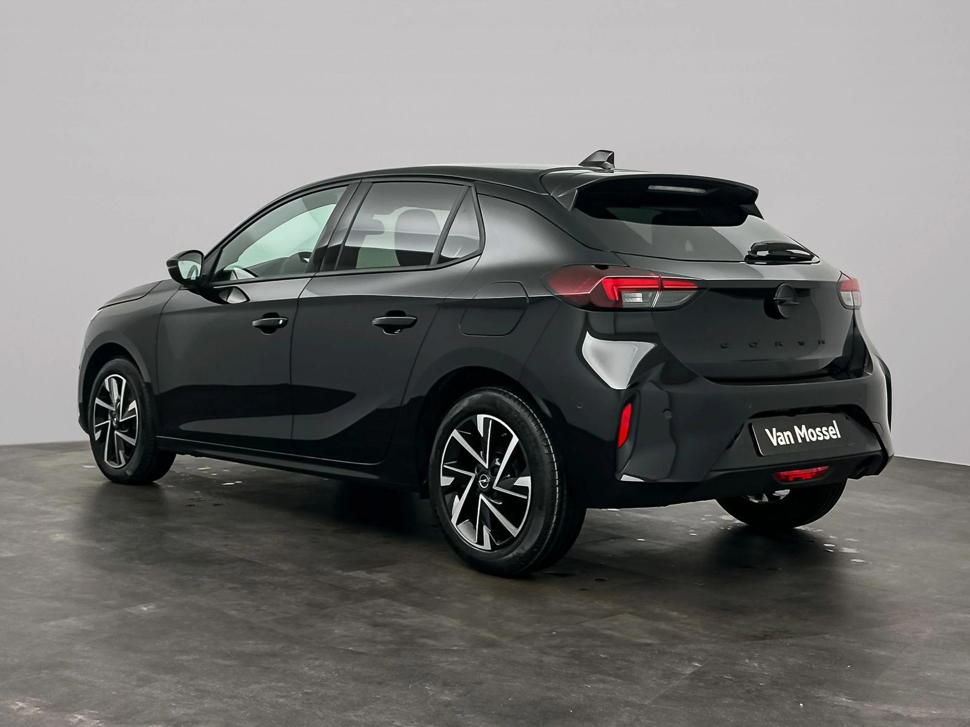 Opel-Corsa-image-2