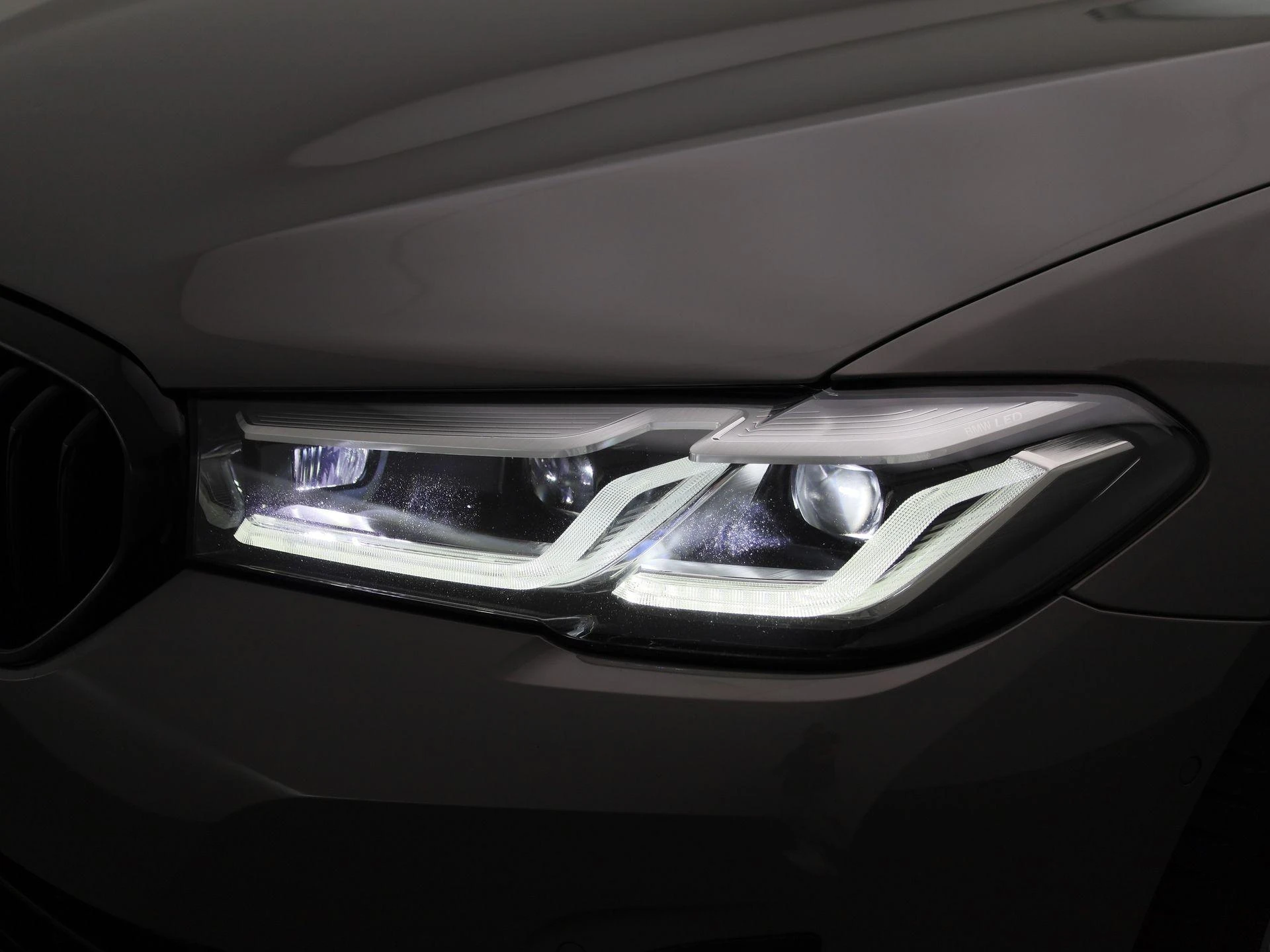 BMW-5 Serie-image-17