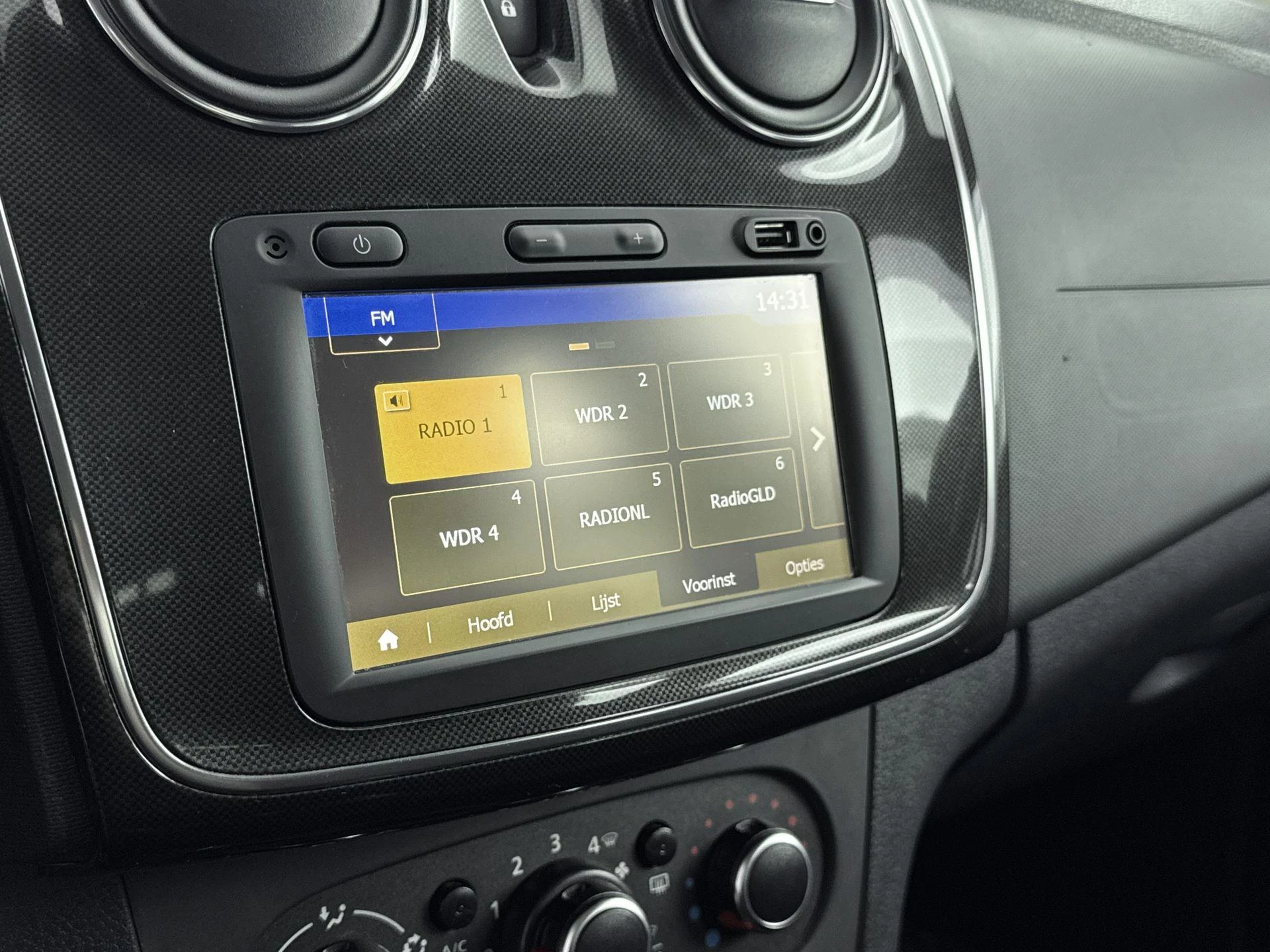 Dacia-Sandero-image-8