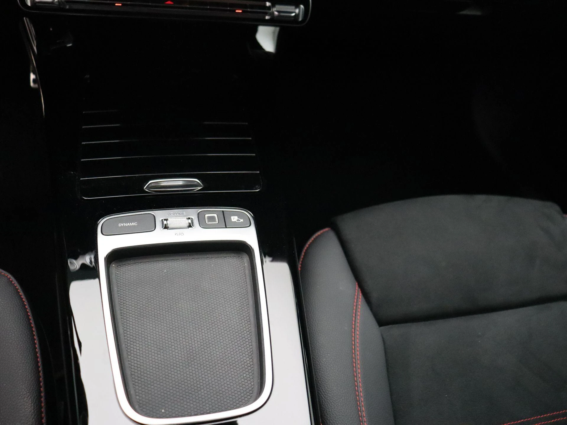 Mercedes-Benz-Classe A-image-14