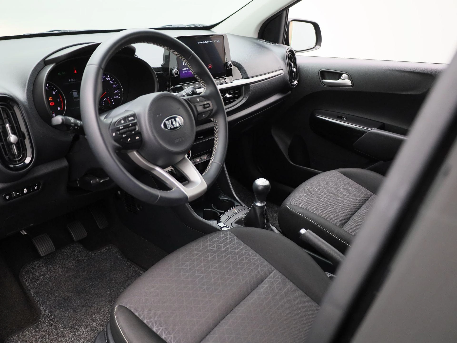 Kia-Picanto-image-14