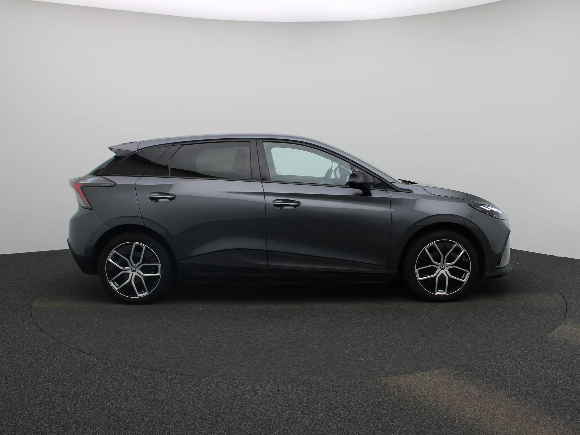 MG MG4 64 kWh Luxury