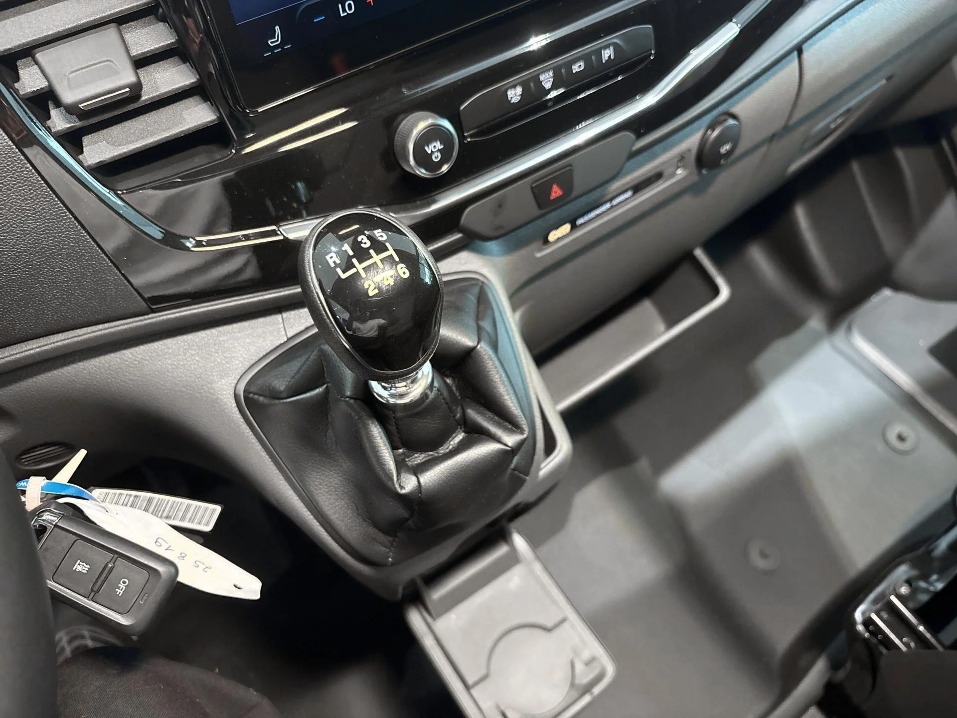 Ford-Transit-image-14