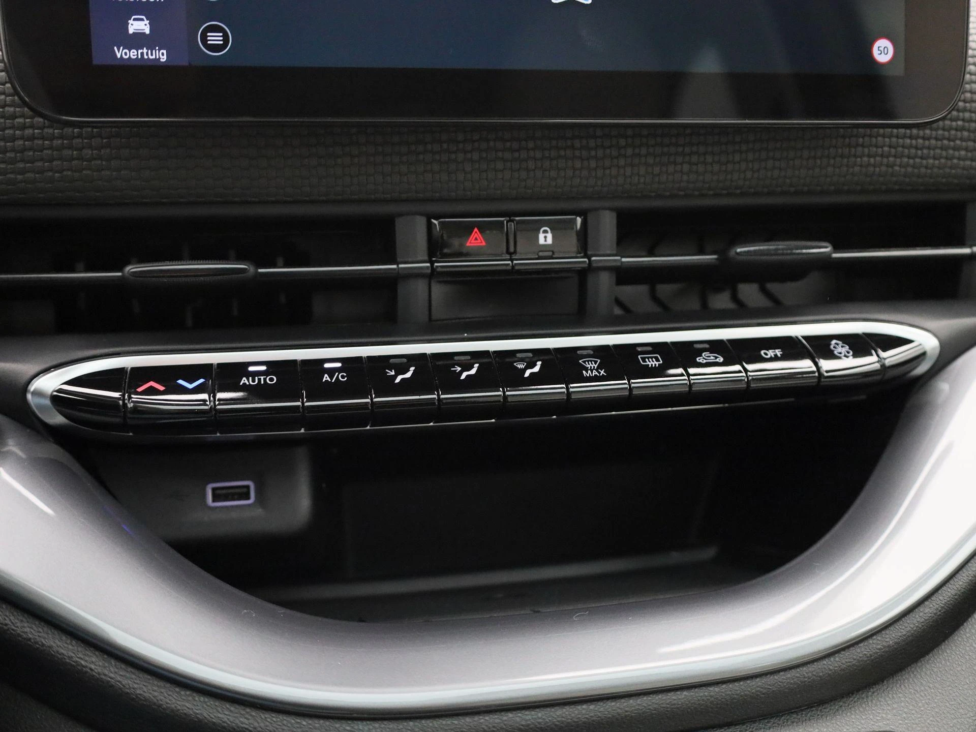 Fiat-500e-image-16