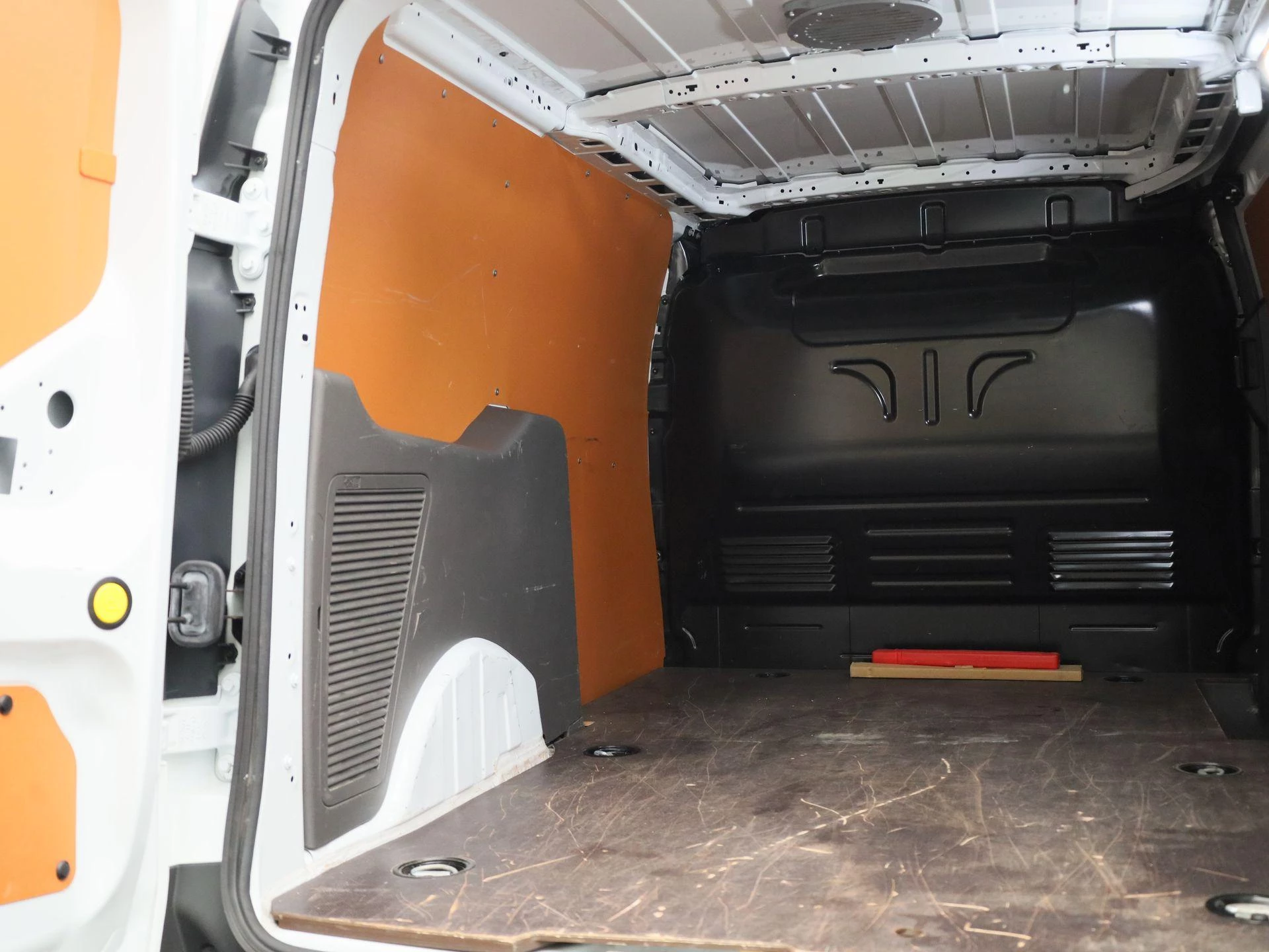 Ford-Transit Connect-image-16