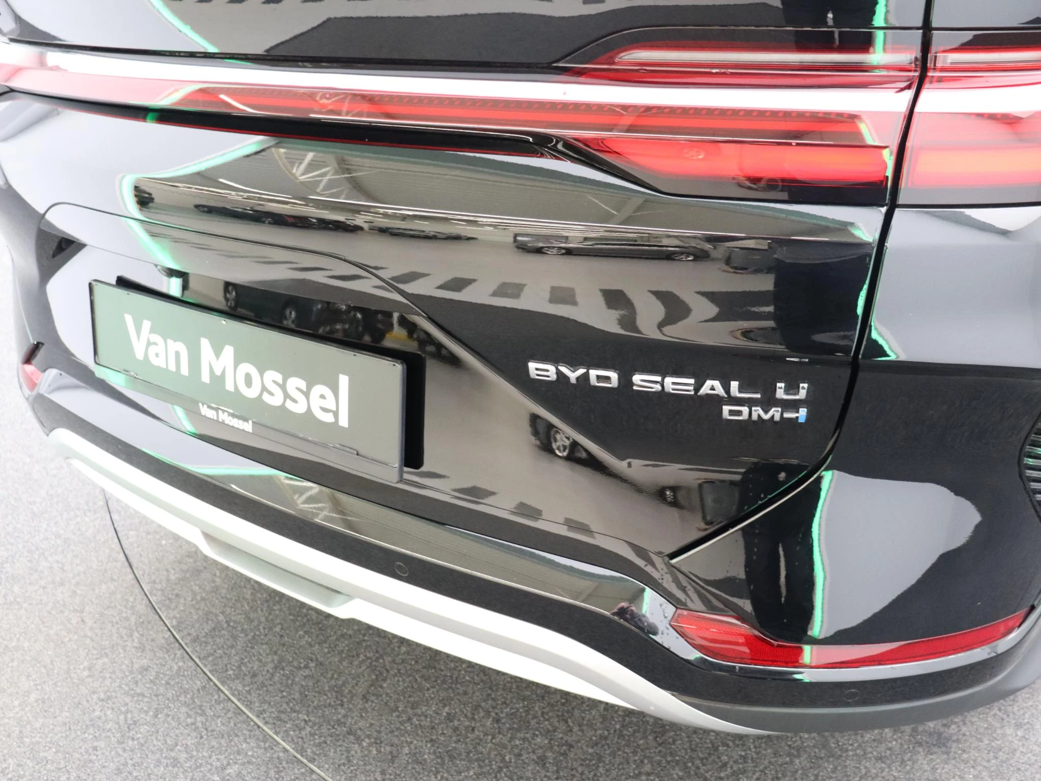 BYD SEAL U DM-i PHEV Boost