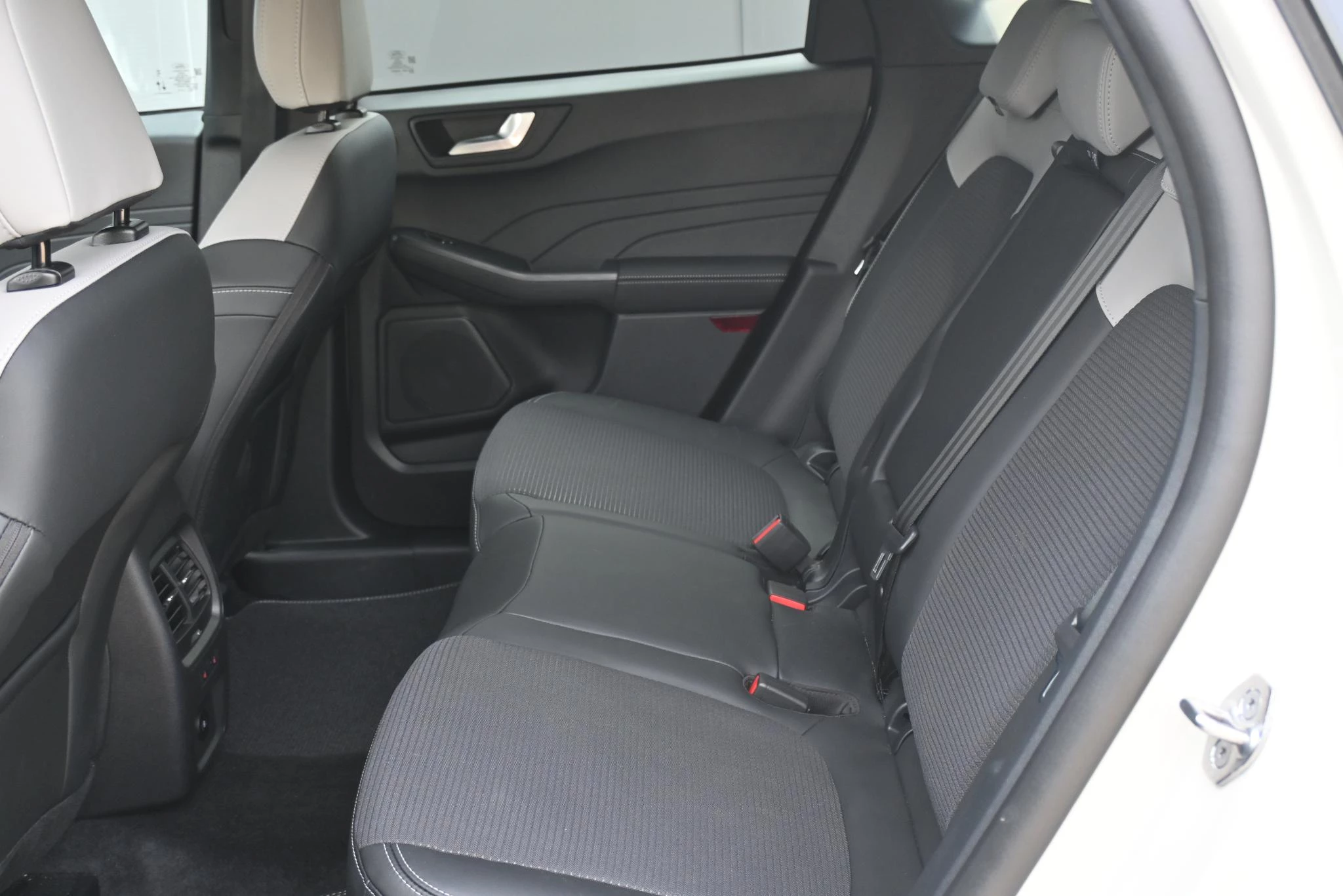 Ford Kuga 2.5 PHEV Sound Edition