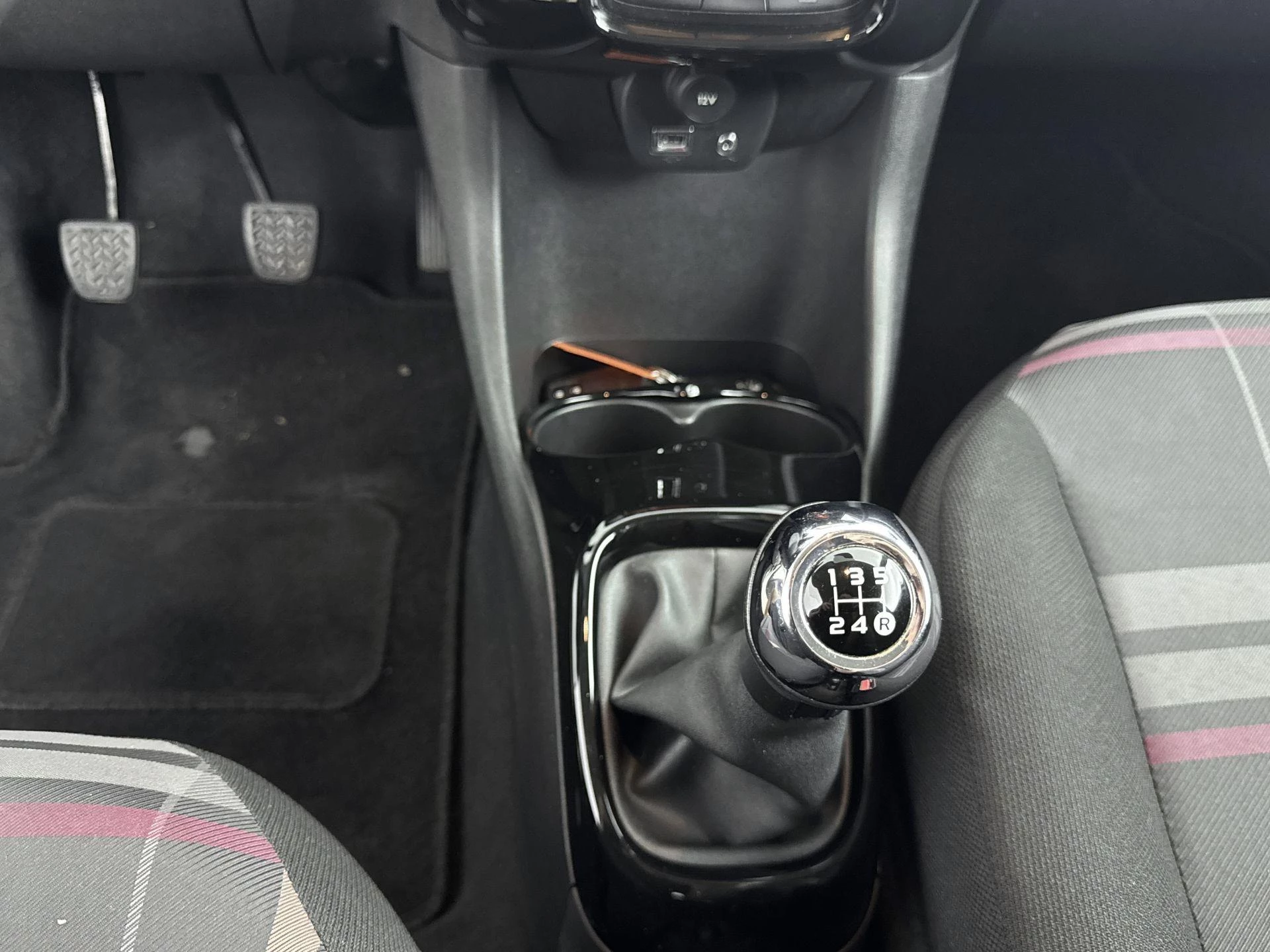 Peugeot 108 1.0 e-VTi Première 69PK