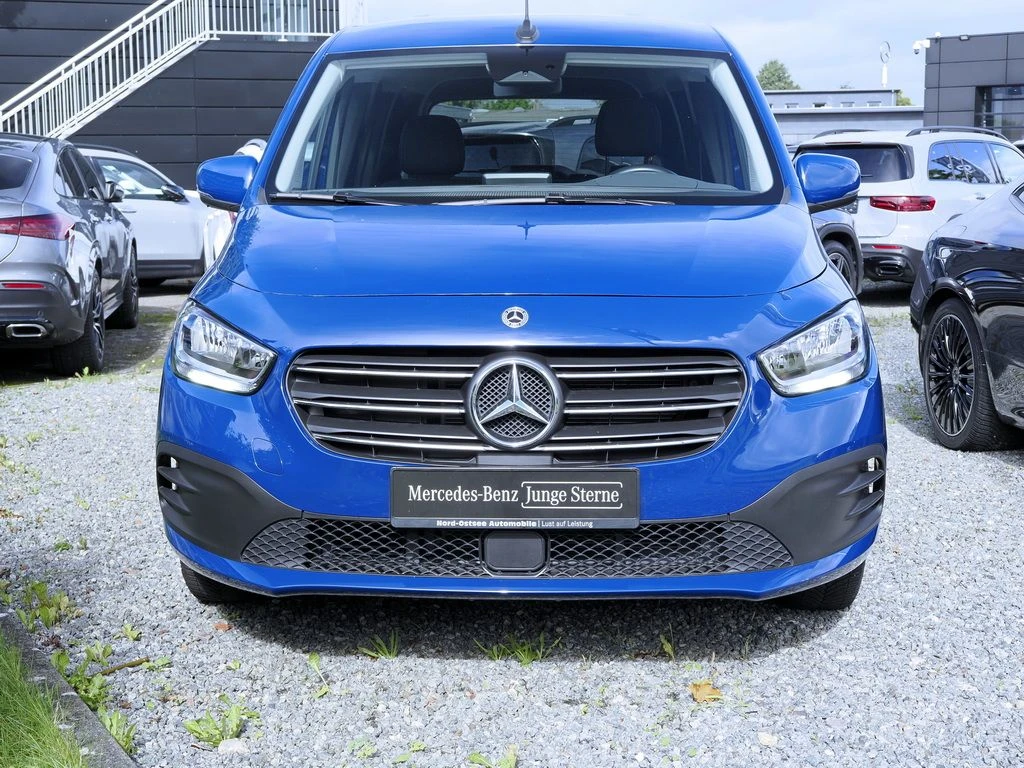 Mercedes-Benz-T-Klasse 180-image-2
