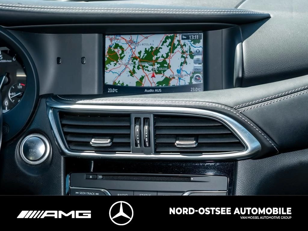Infiniti Q30 2.0t SPORT AWD TEMPOMAT LED SHZ