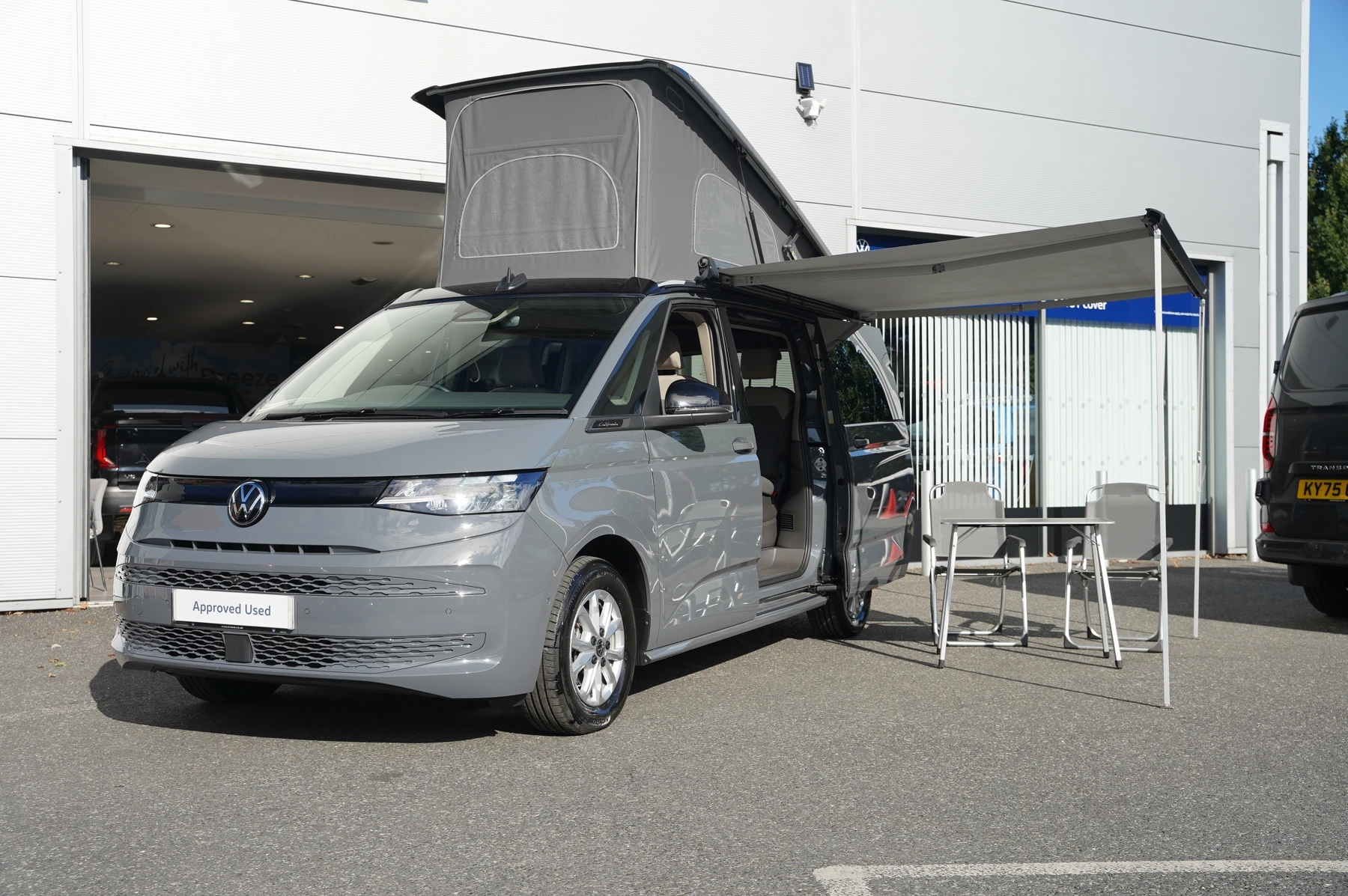 Volkswagen-California-image-35