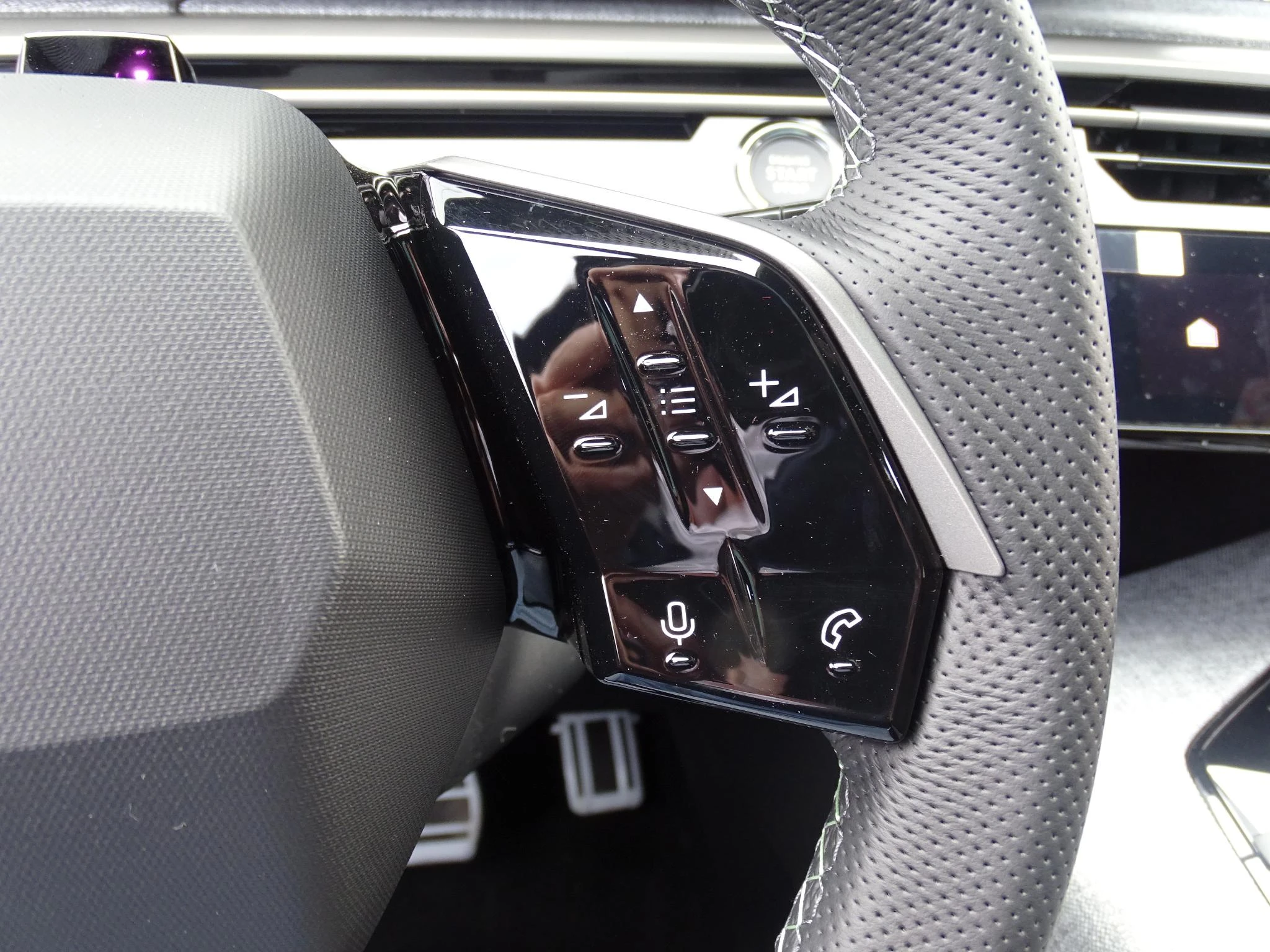 Peugeot-e-3008-image-22