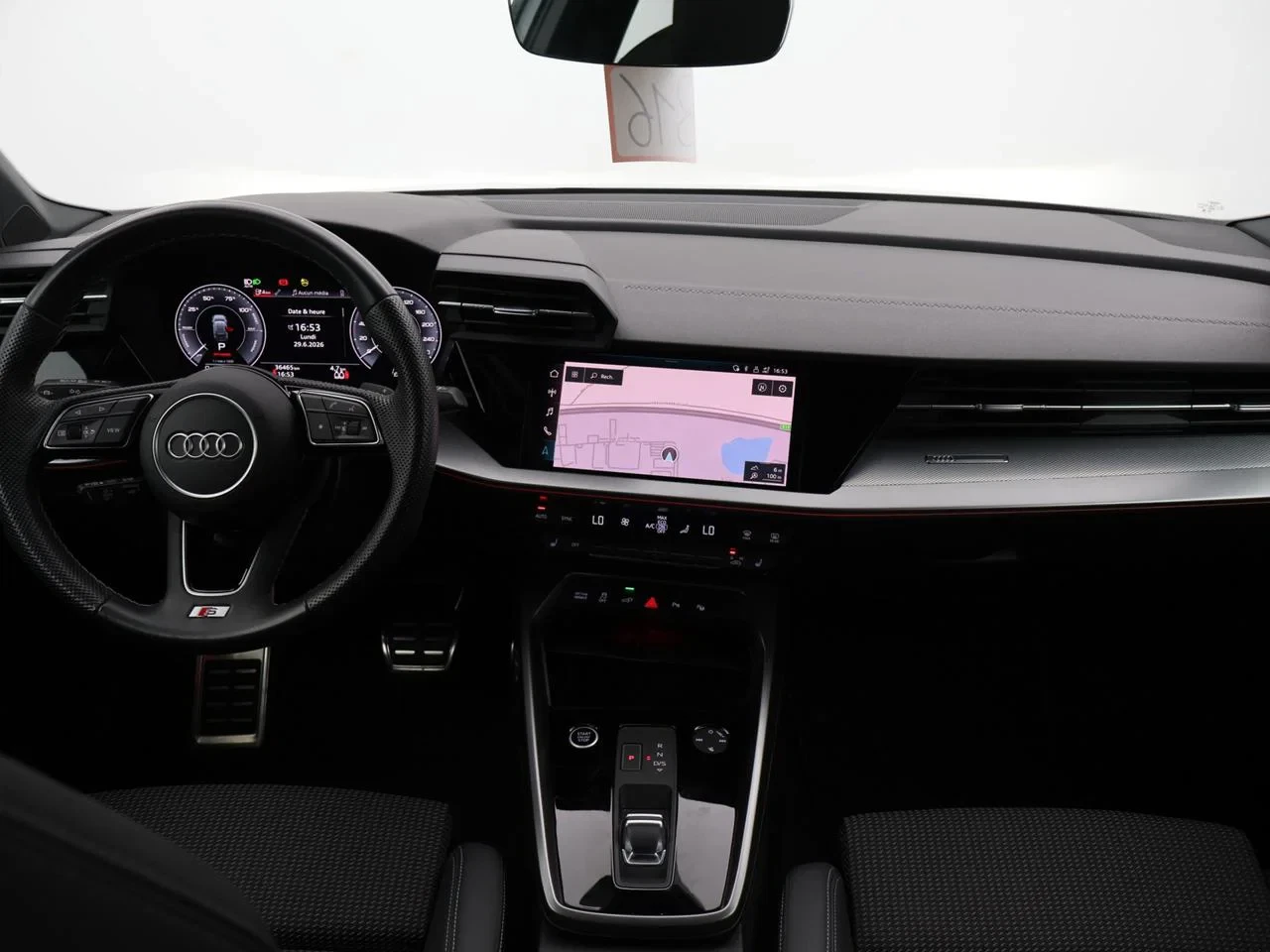 Audi A3 Sportback PHEV Audi A3 Sportback Competition 45TFSIe 245PK *AUTOMAAT*3X S-LINE*CAMERA*PDC*SPORTZETELS*ACC*NAVI*APP-CONNECT*...*