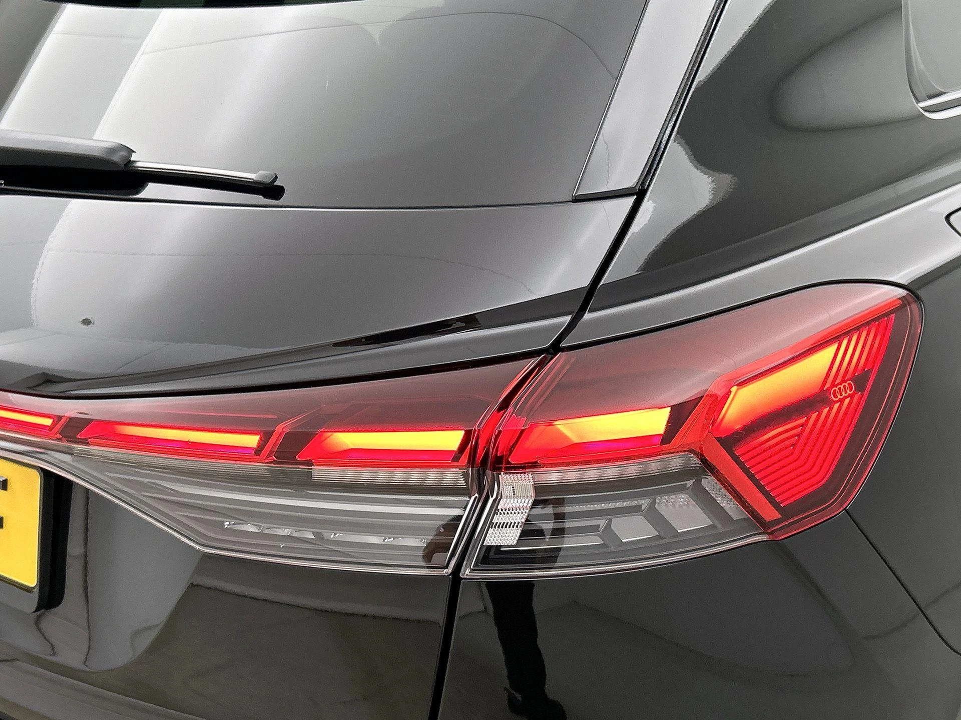 Audi-Q4 e-tron-image-15
