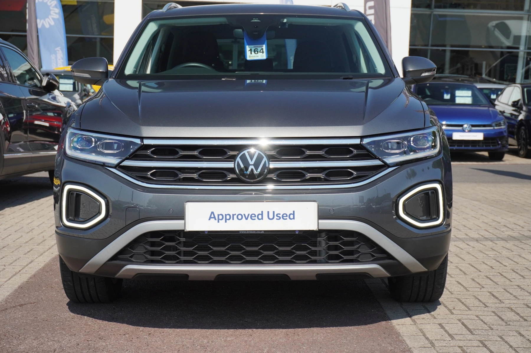 Volkswagen-T-Roc-image-6
