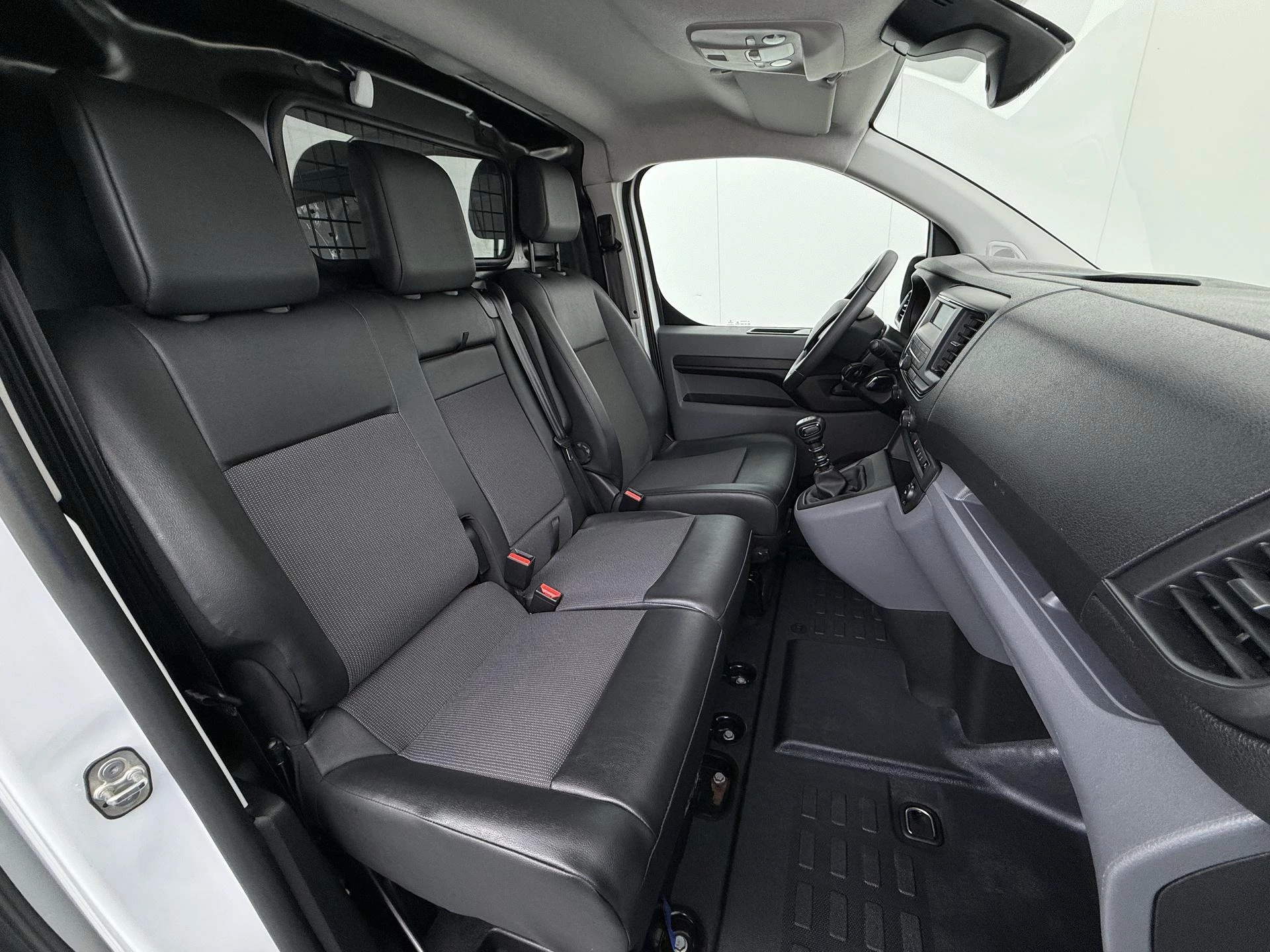 Citroën-Jumpy-image-21