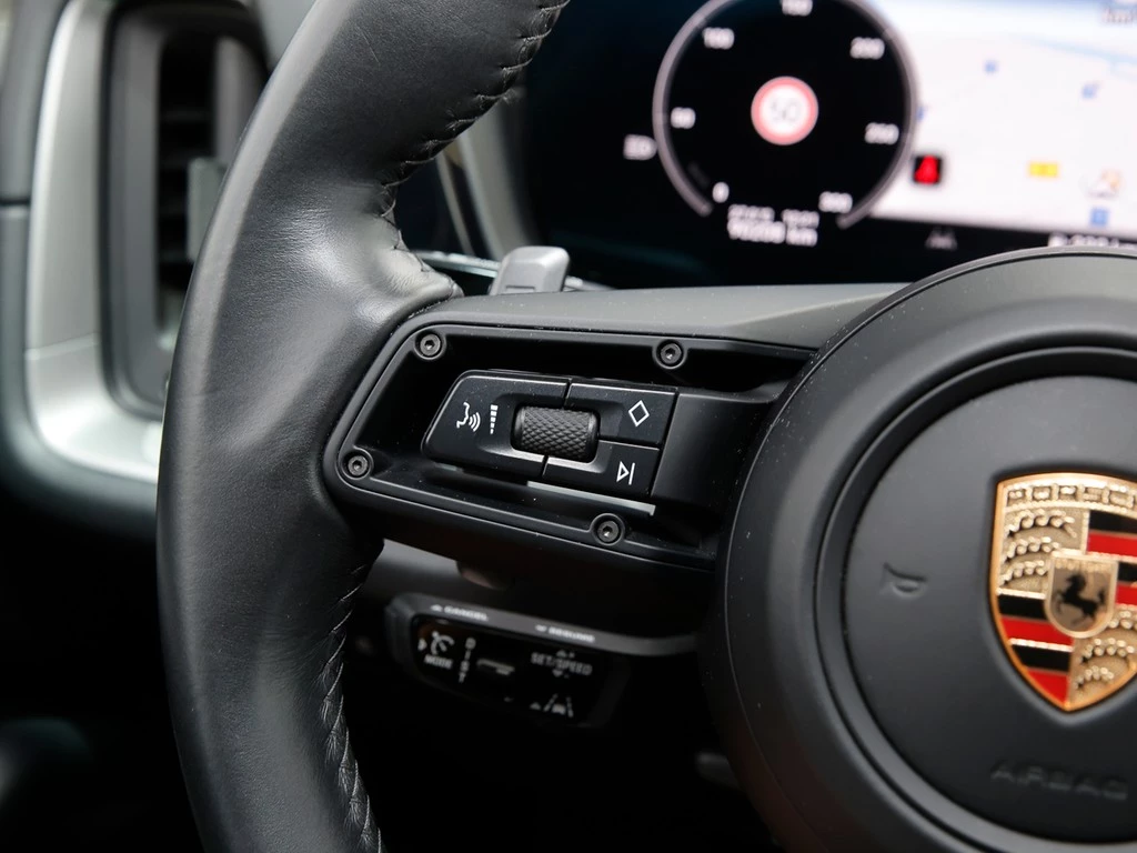 Porsche Cayenne S Panorama AHK Leder Luftfederung BOSE