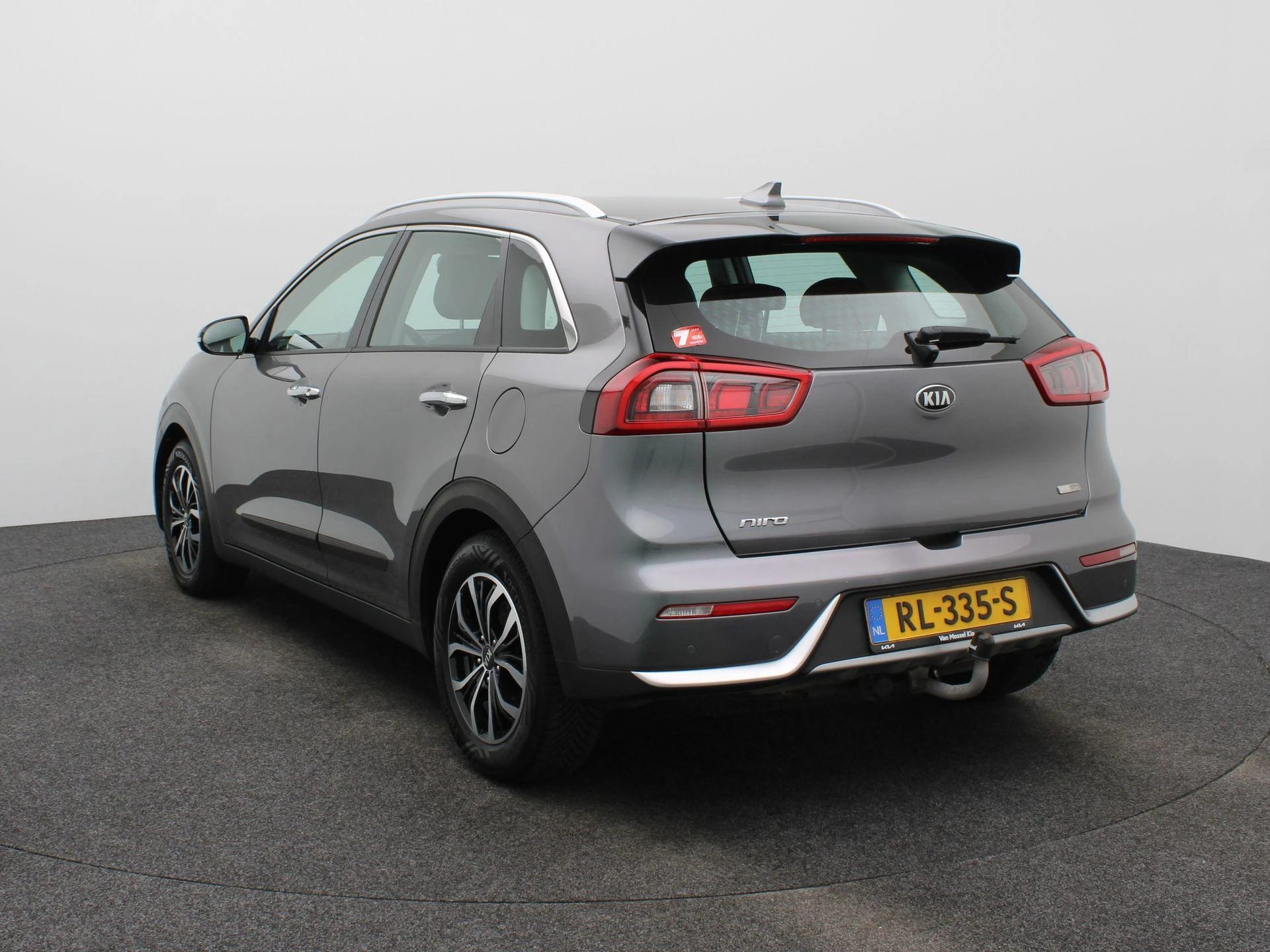 Kia-Niro-image-1