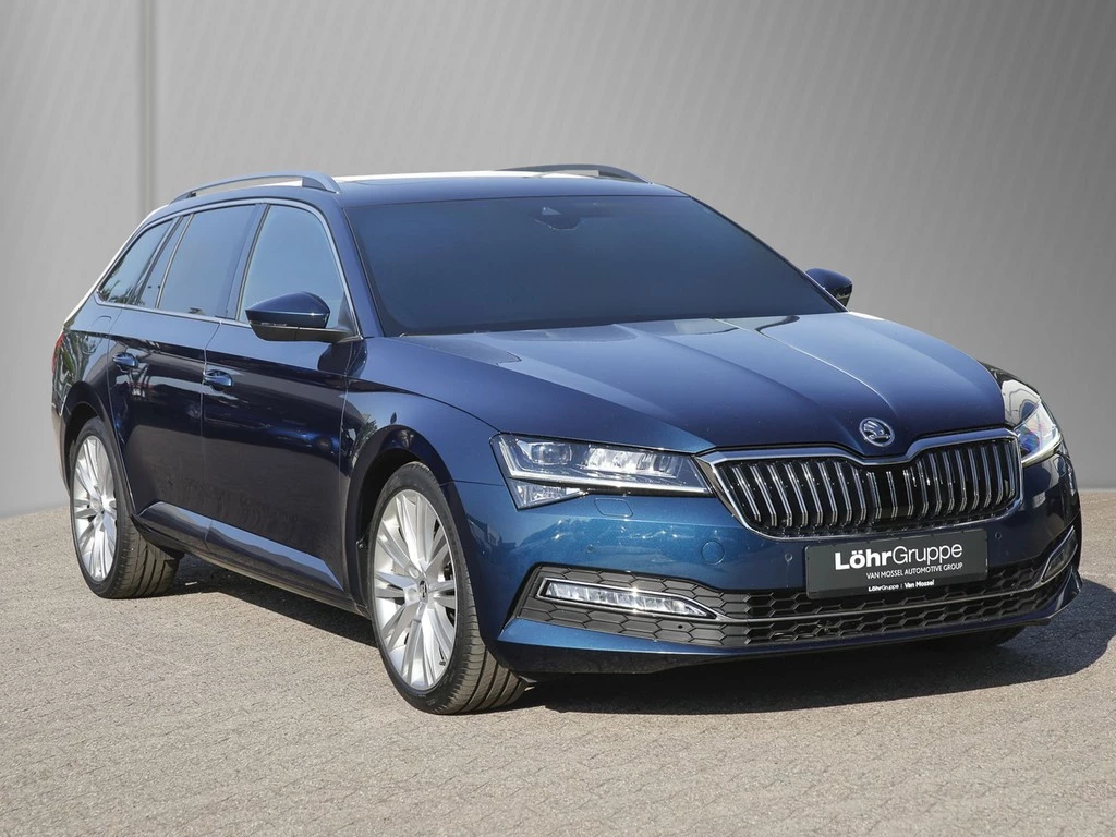 Škoda Superb Combi 2.0 TDI DSG Premium Edition