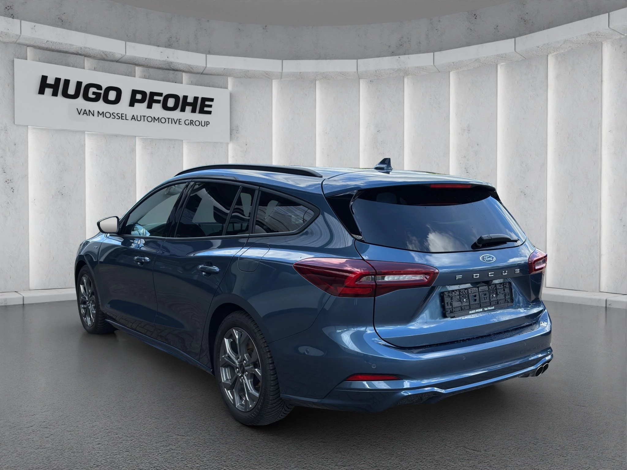 Ford Focus ST-Line X Turnier Aut.*AHK*ACC*HUD*KAM*NAVI*WINTER-PKT.