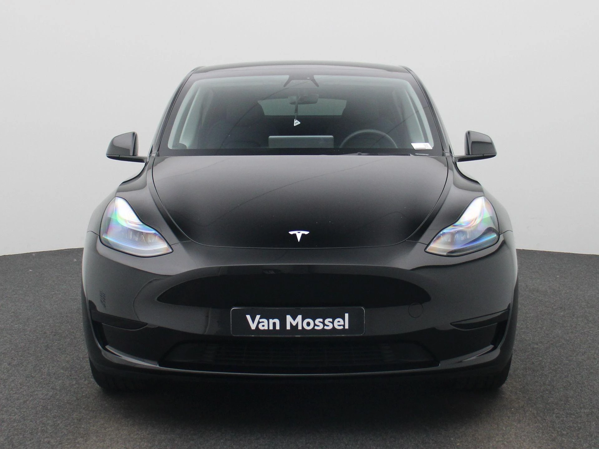 Tesla Model Y RWD
